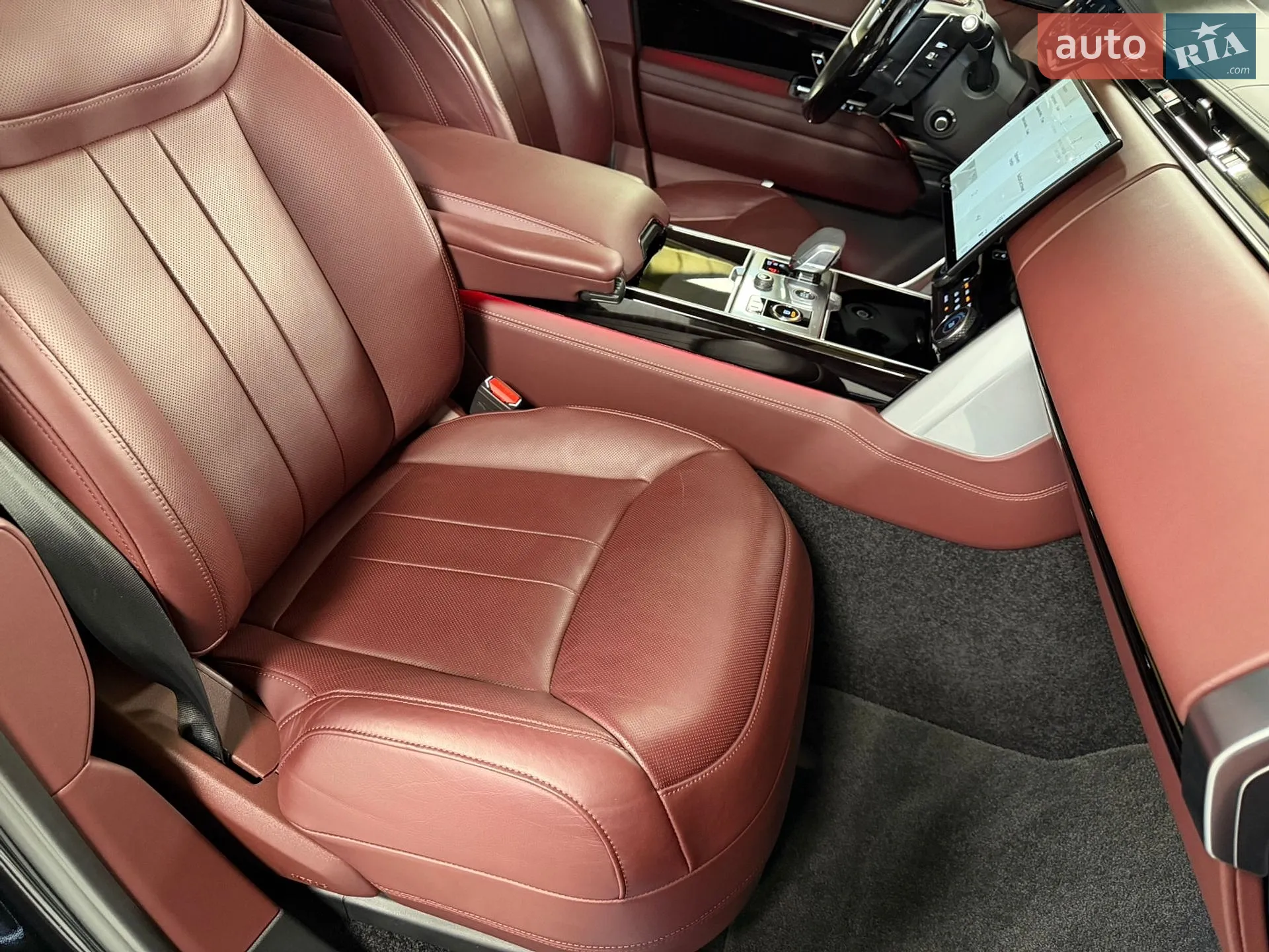 2023 Land Rover Range Rover - мініатюра 27