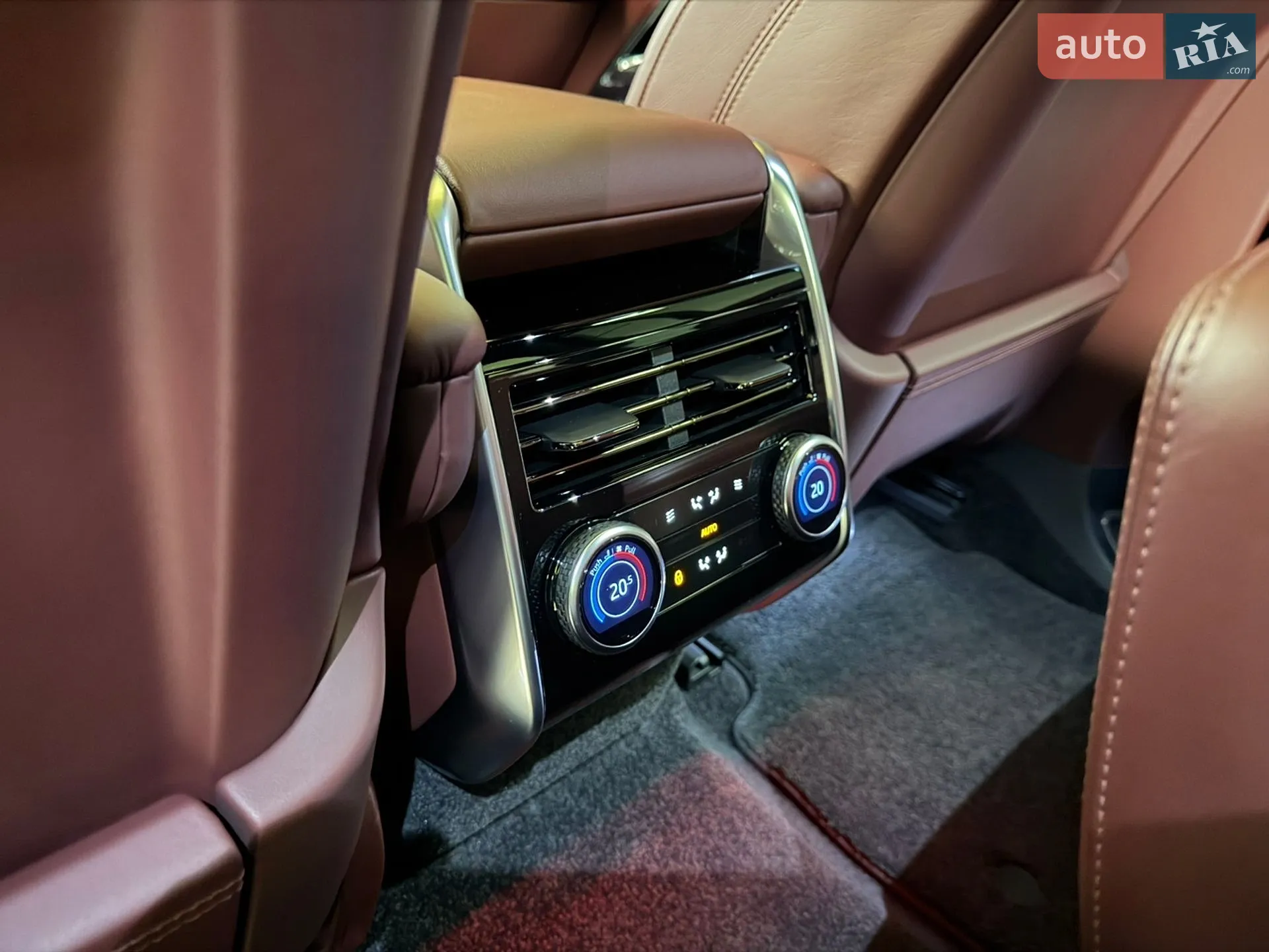 2023 Land Rover Range Rover - мініатюра 43