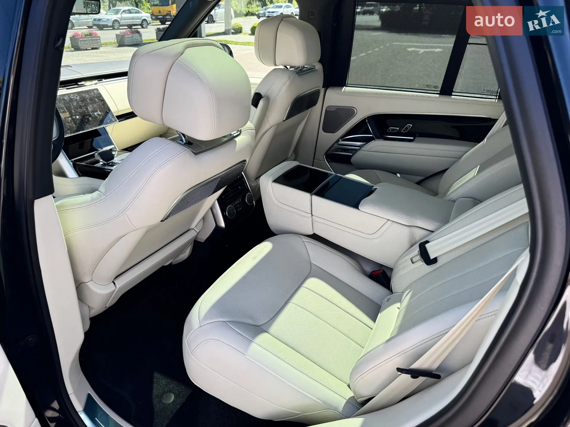 2026 Land Rover Range Rover - мініатюра 14