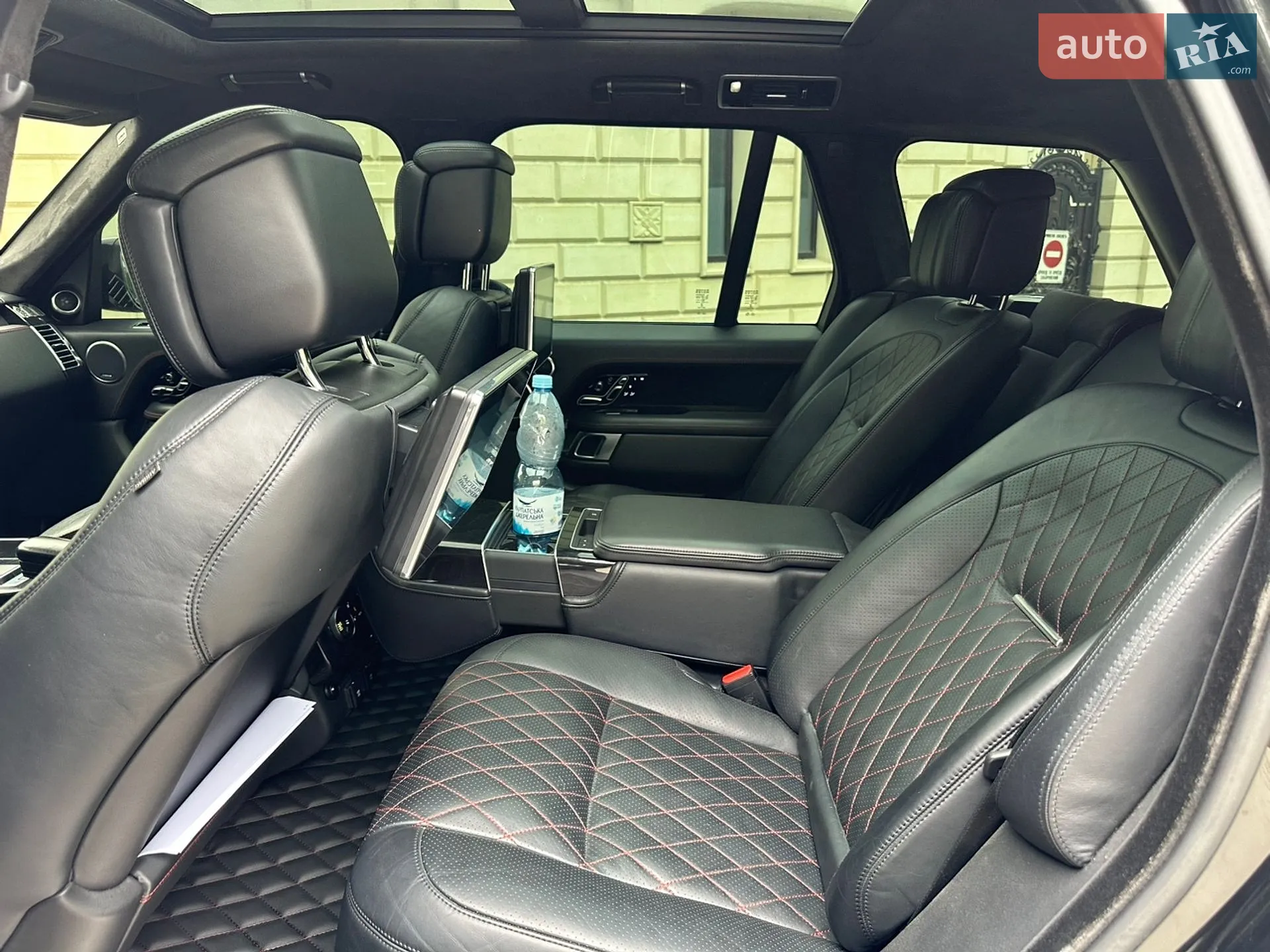 2018 Land Rover Range Rover - мініатюра 26