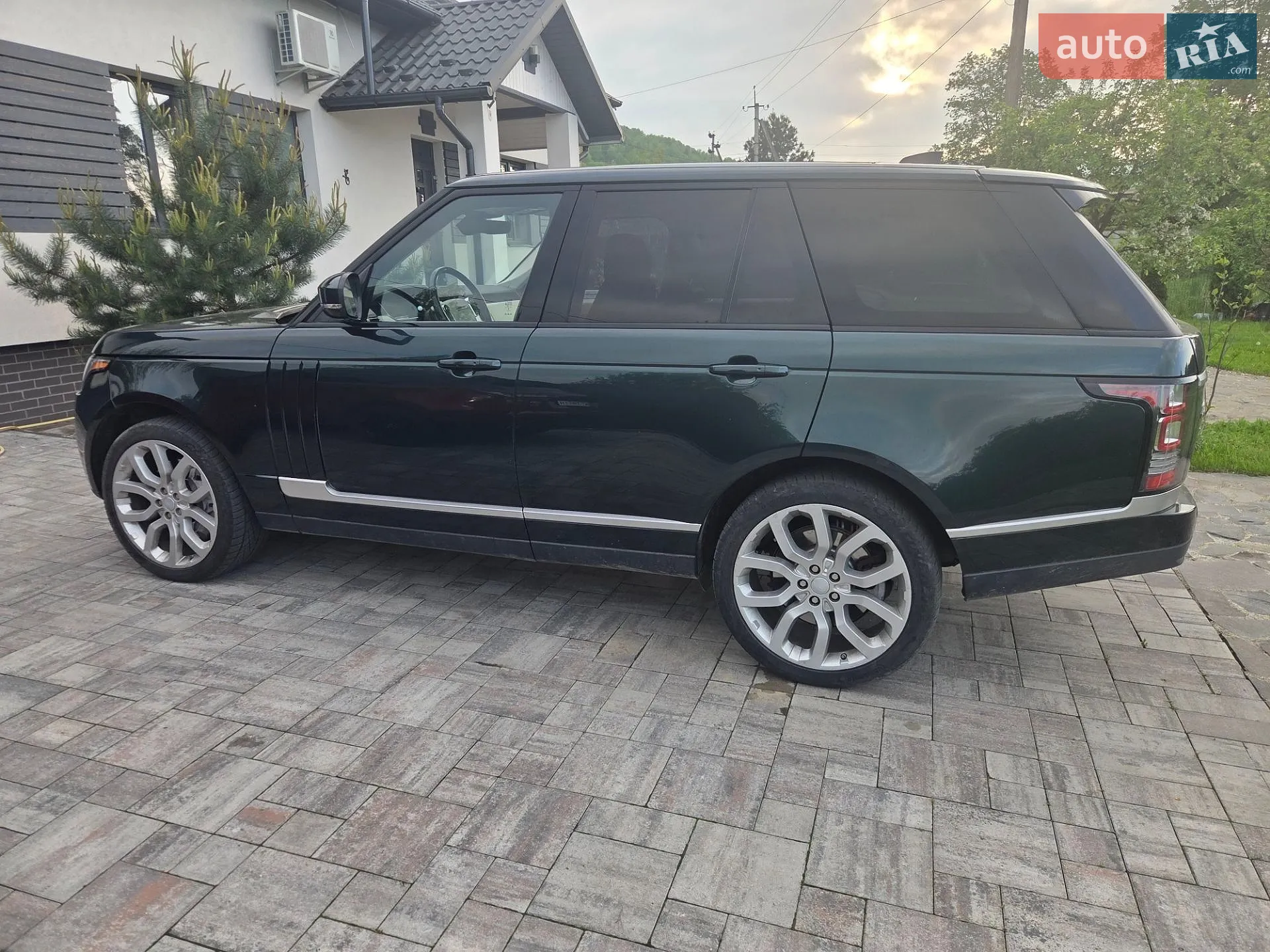 2017 Land Rover Range Rover - мініатюра 32