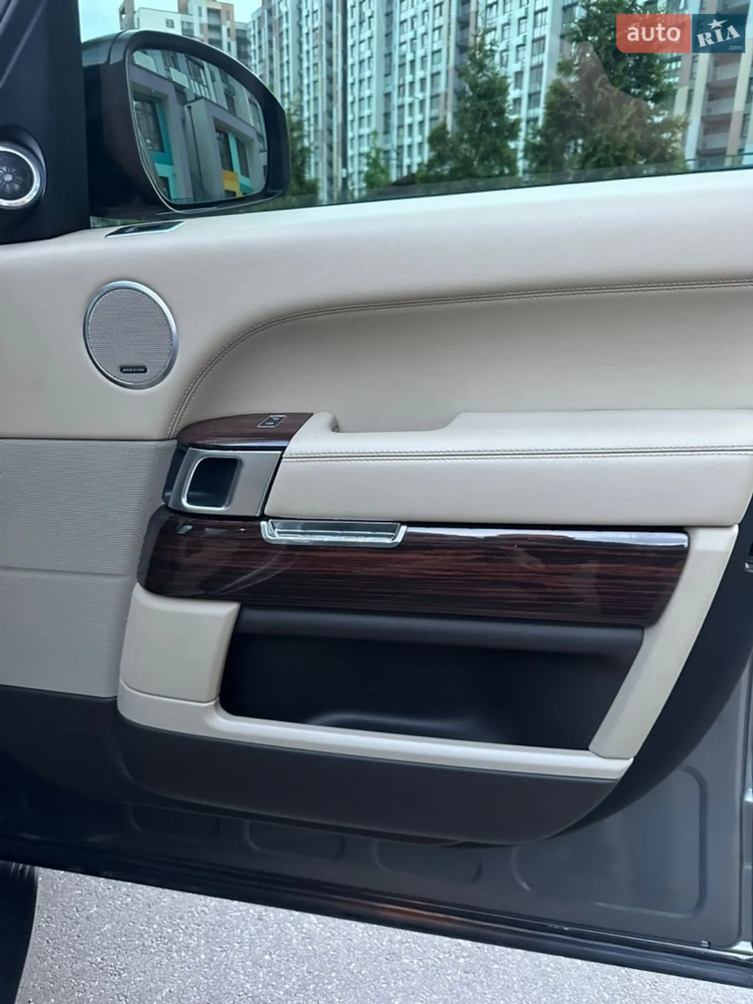 2014 Land Rover Range Rover - мініатюра 27
