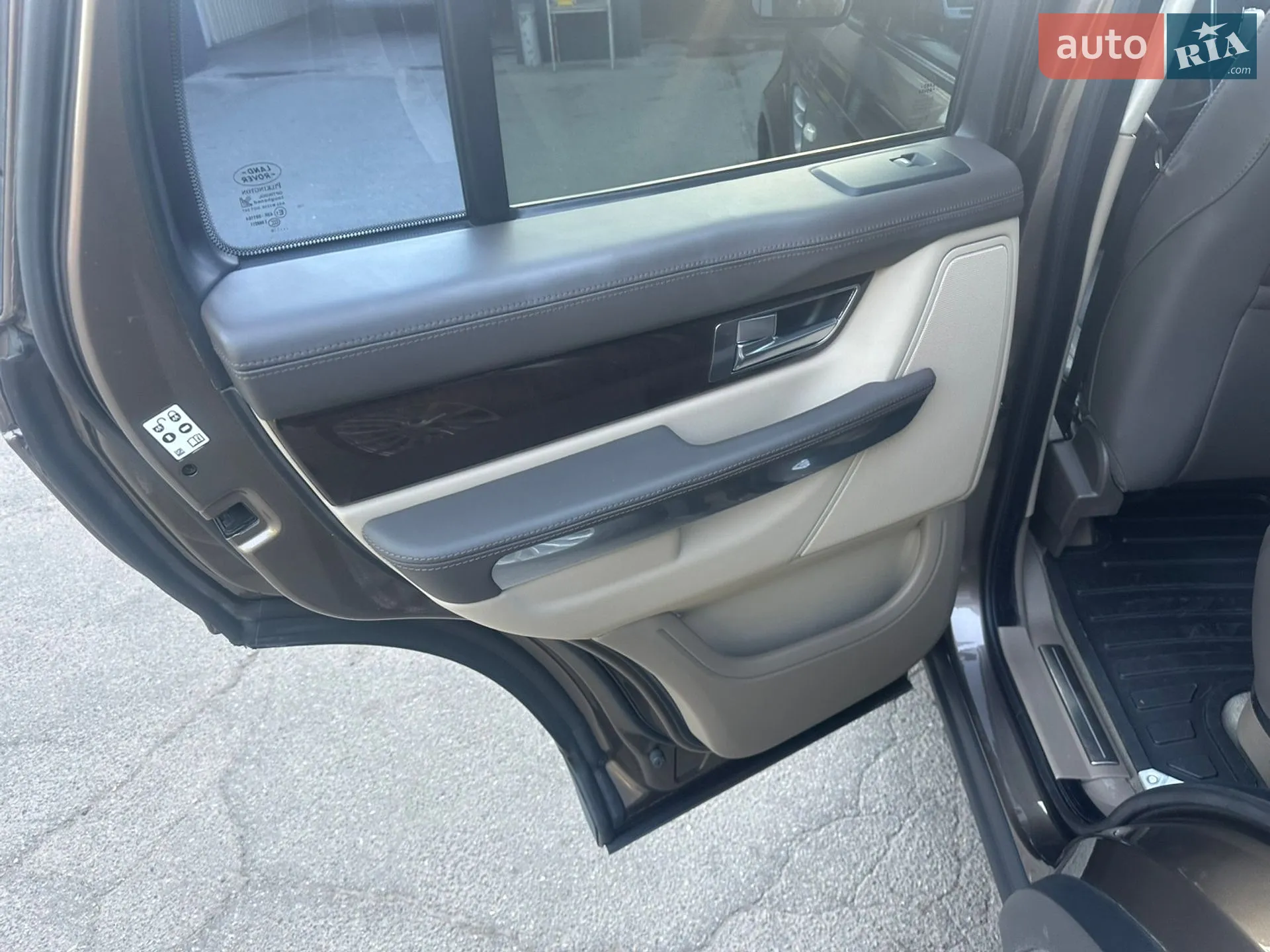2010 Land Rover Range Rover - мініатюра 10