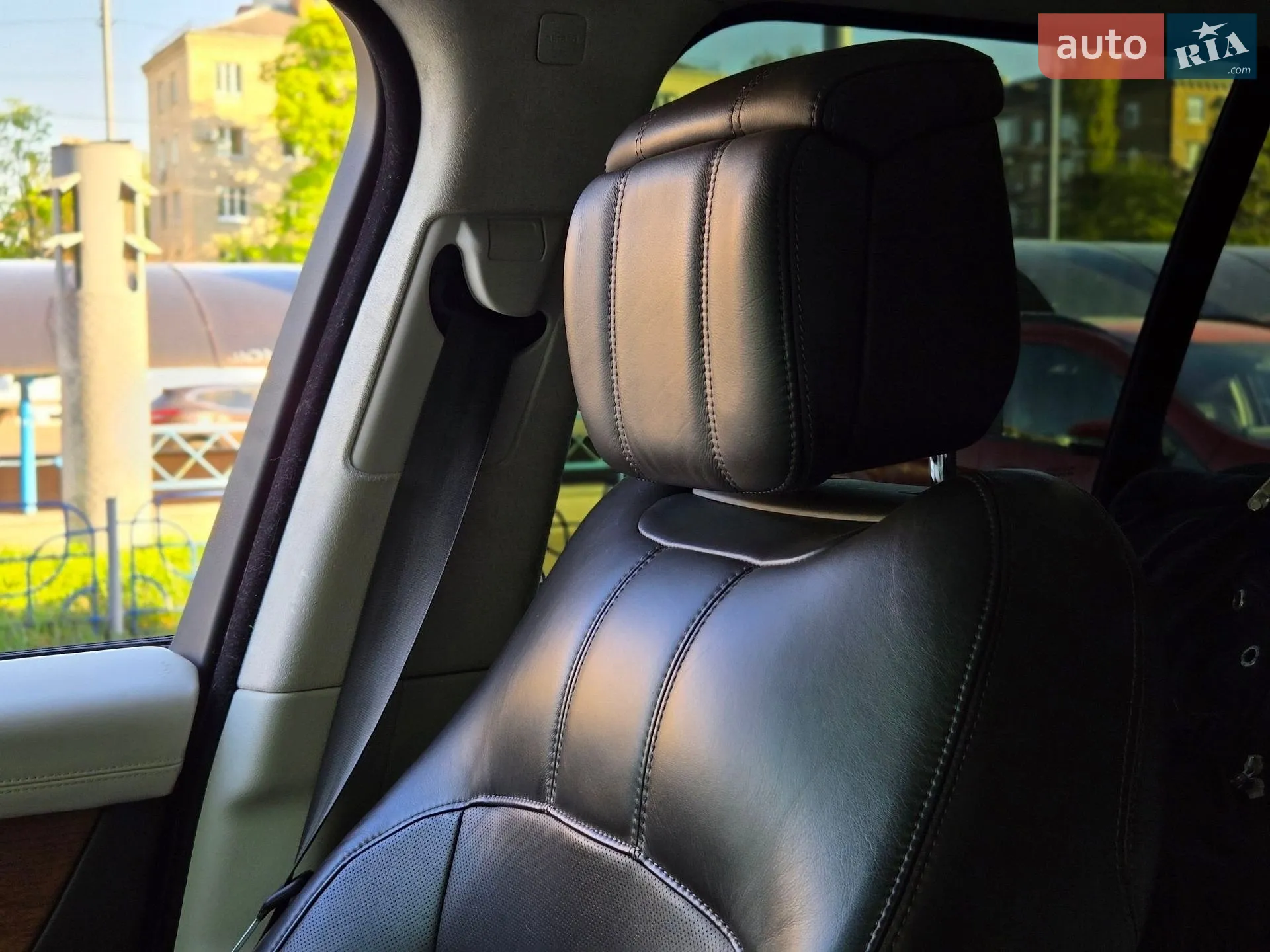 2019 Land Rover Range Rover - мініатюра 21
