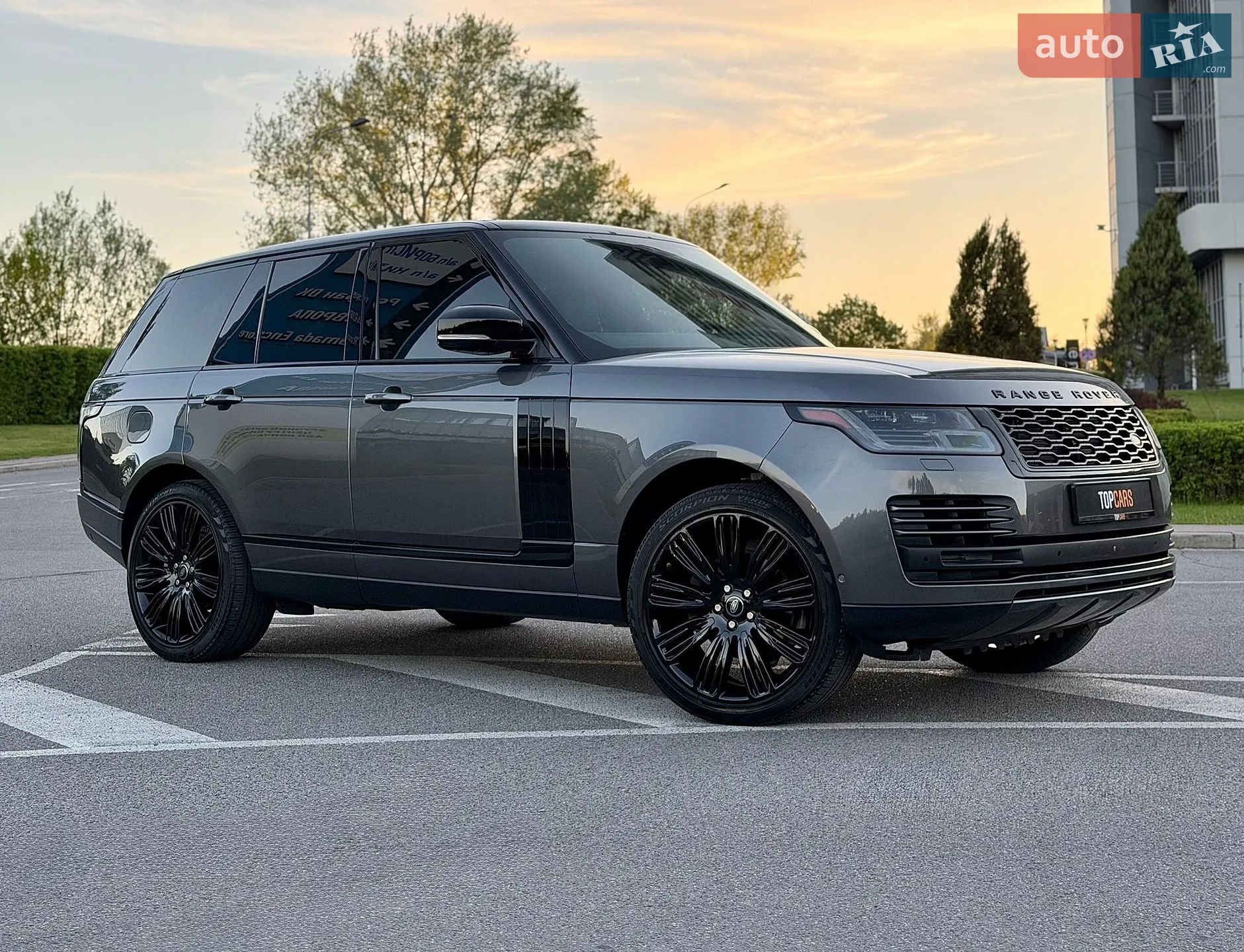 2018 Land Rover Range Rover - мініатюра 21