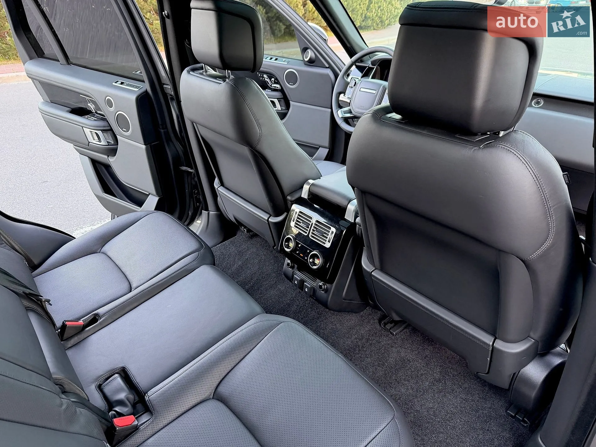 2018 Land Rover Range Rover - мініатюра 41