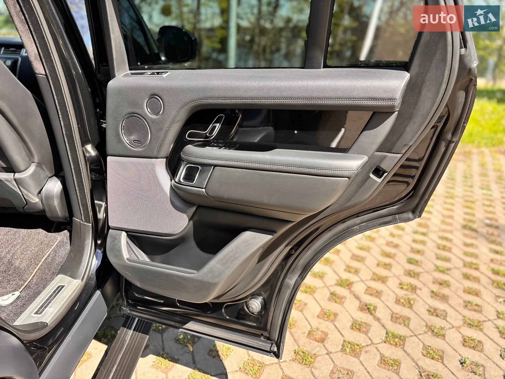 2021 Land Rover Range Rover - мініатюра 31