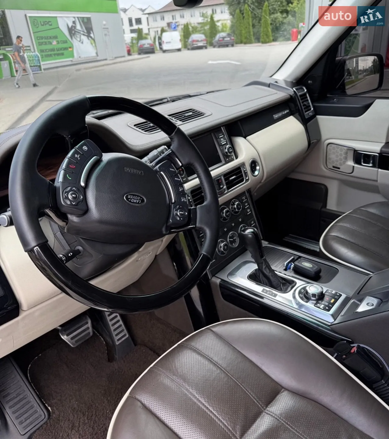 2010 Land Rover Range Rover - мініатюра 14