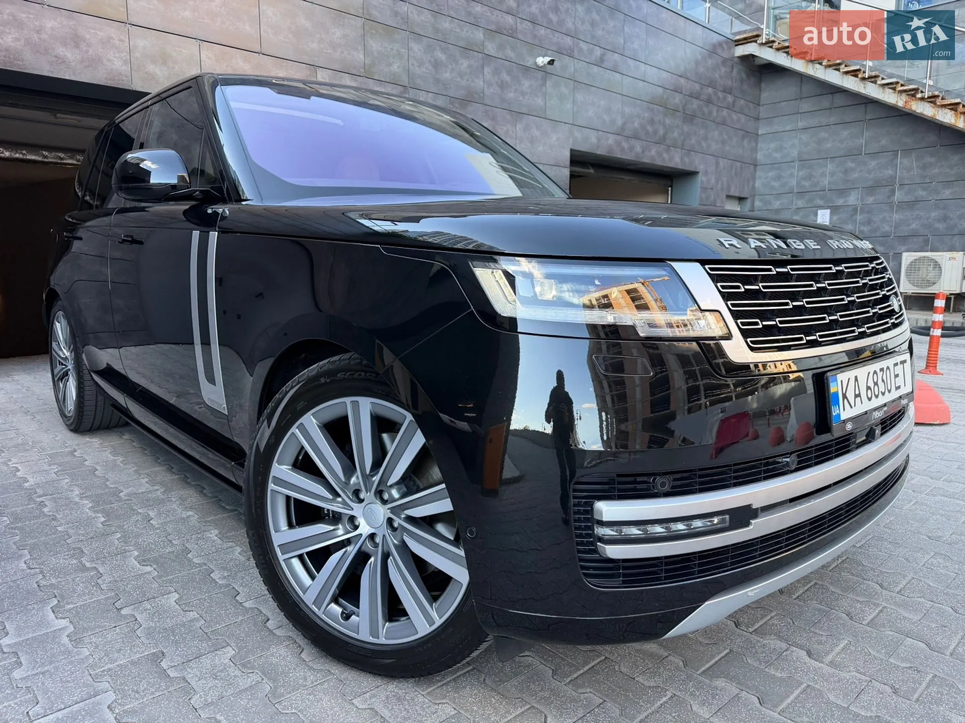 2023 Land Rover Range Rover - мініатюра 17