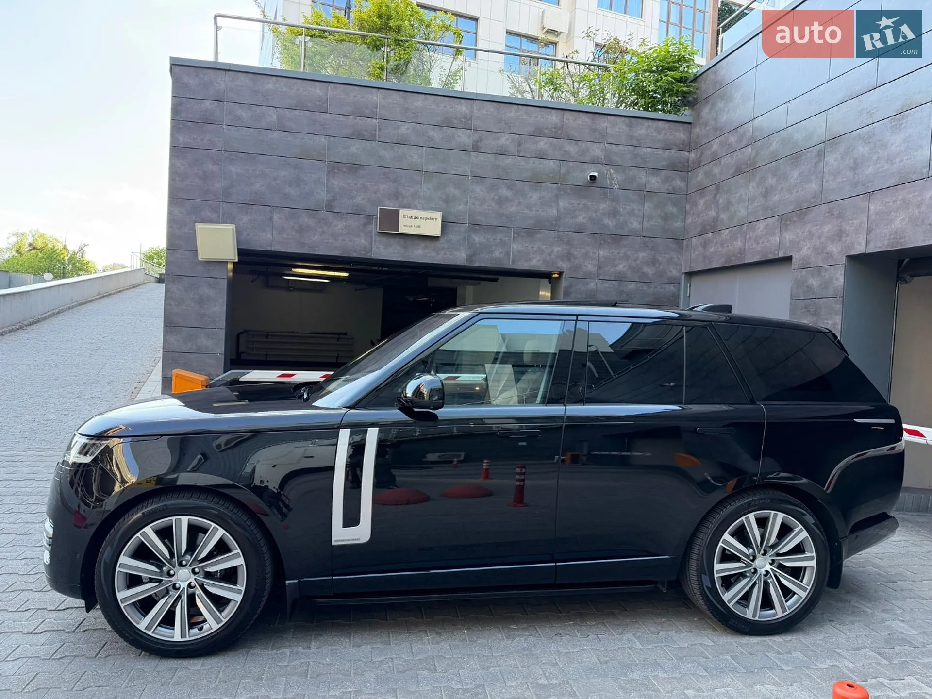 2023 Land Rover Range Rover - мініатюра 31