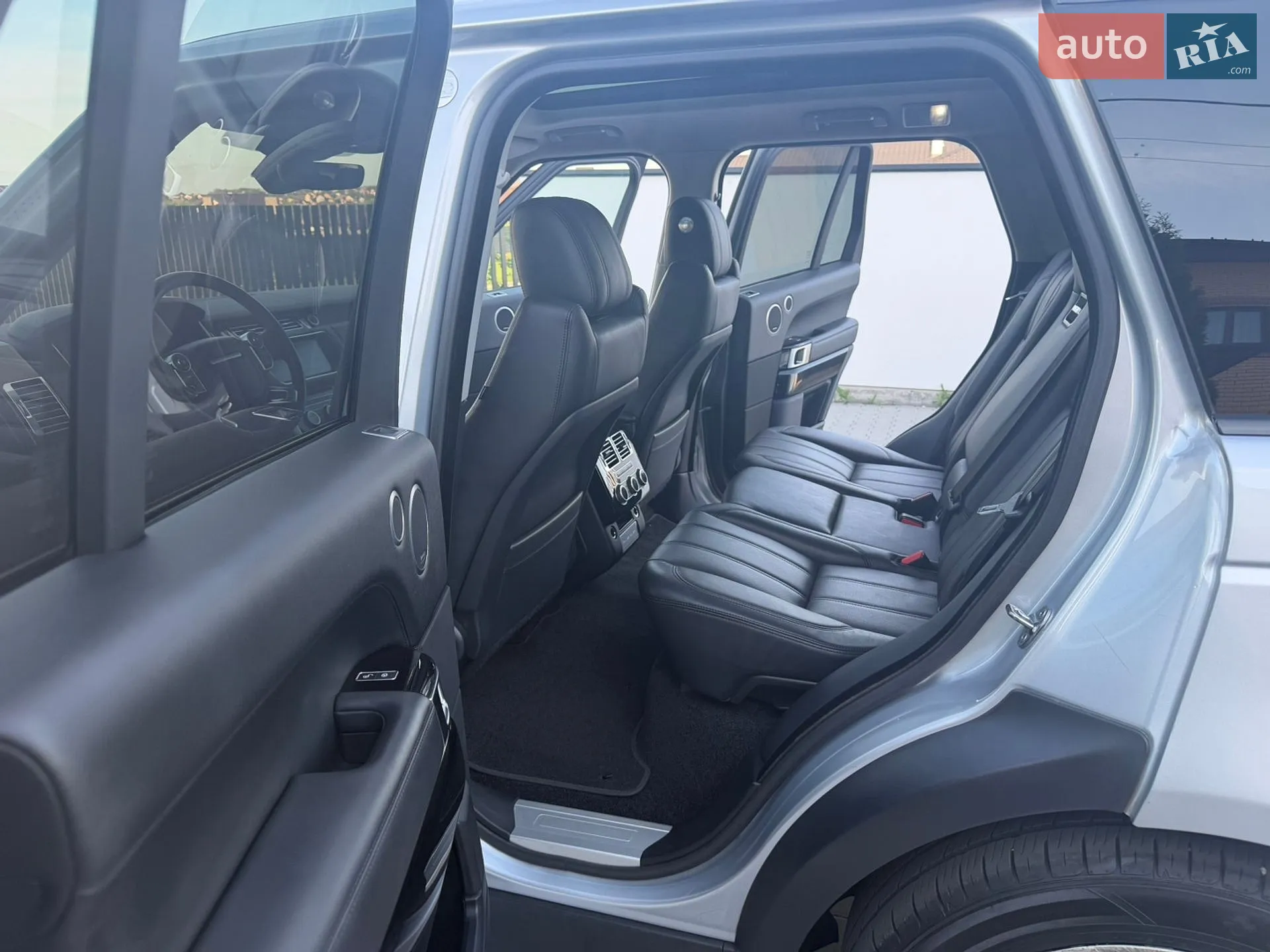 2017 Land Rover Range Rover - мініатюра 38