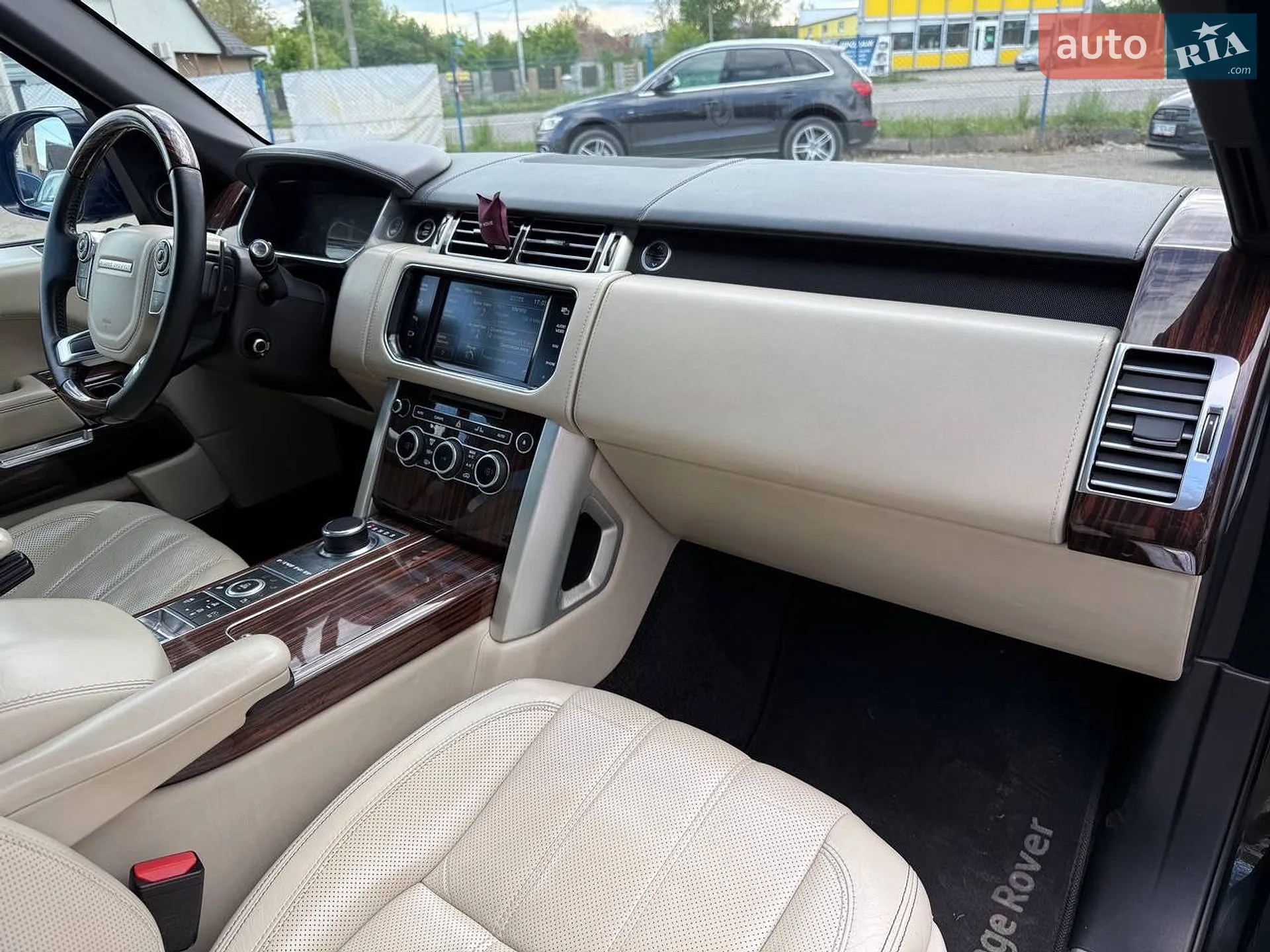 2013 Land Rover Range Rover - мініатюра 29
