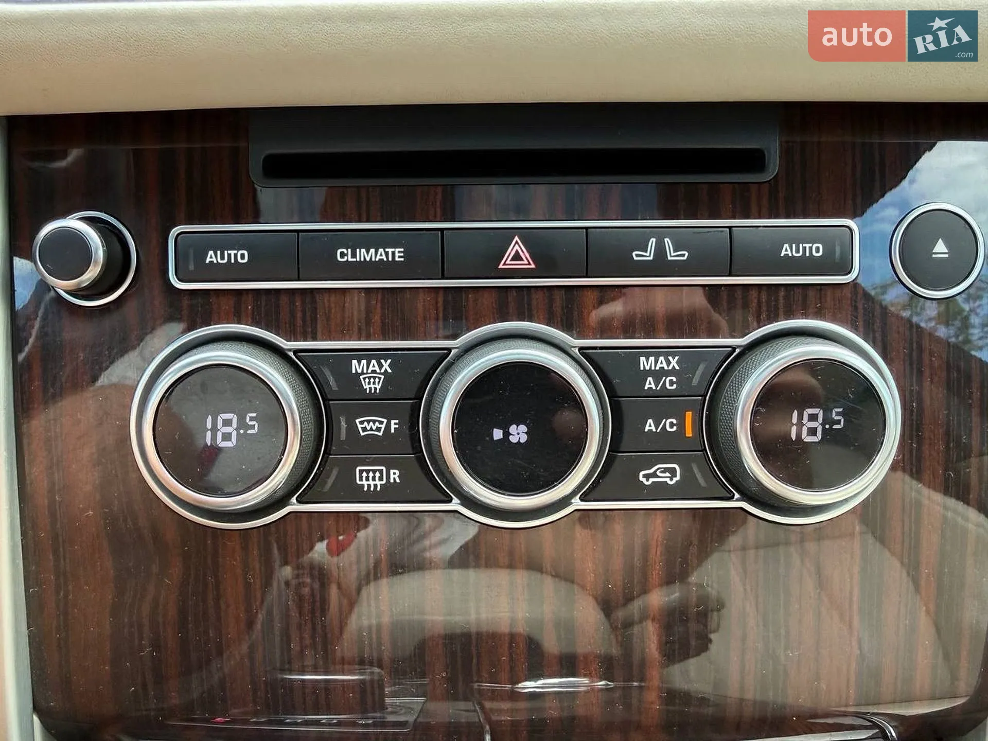 2013 Land Rover Range Rover - мініатюра 57