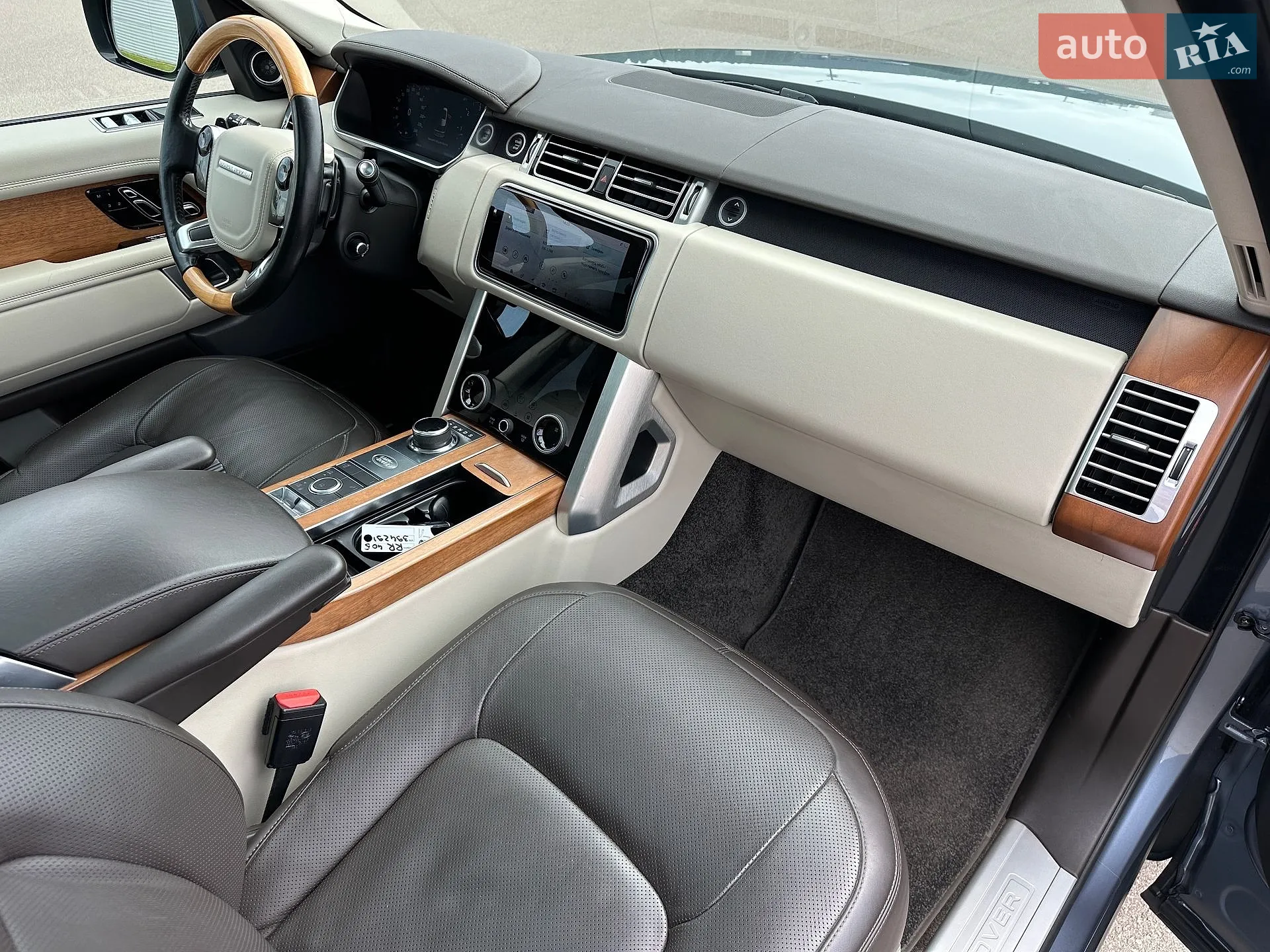 2018 Land Rover Range Rover - мініатюра 29