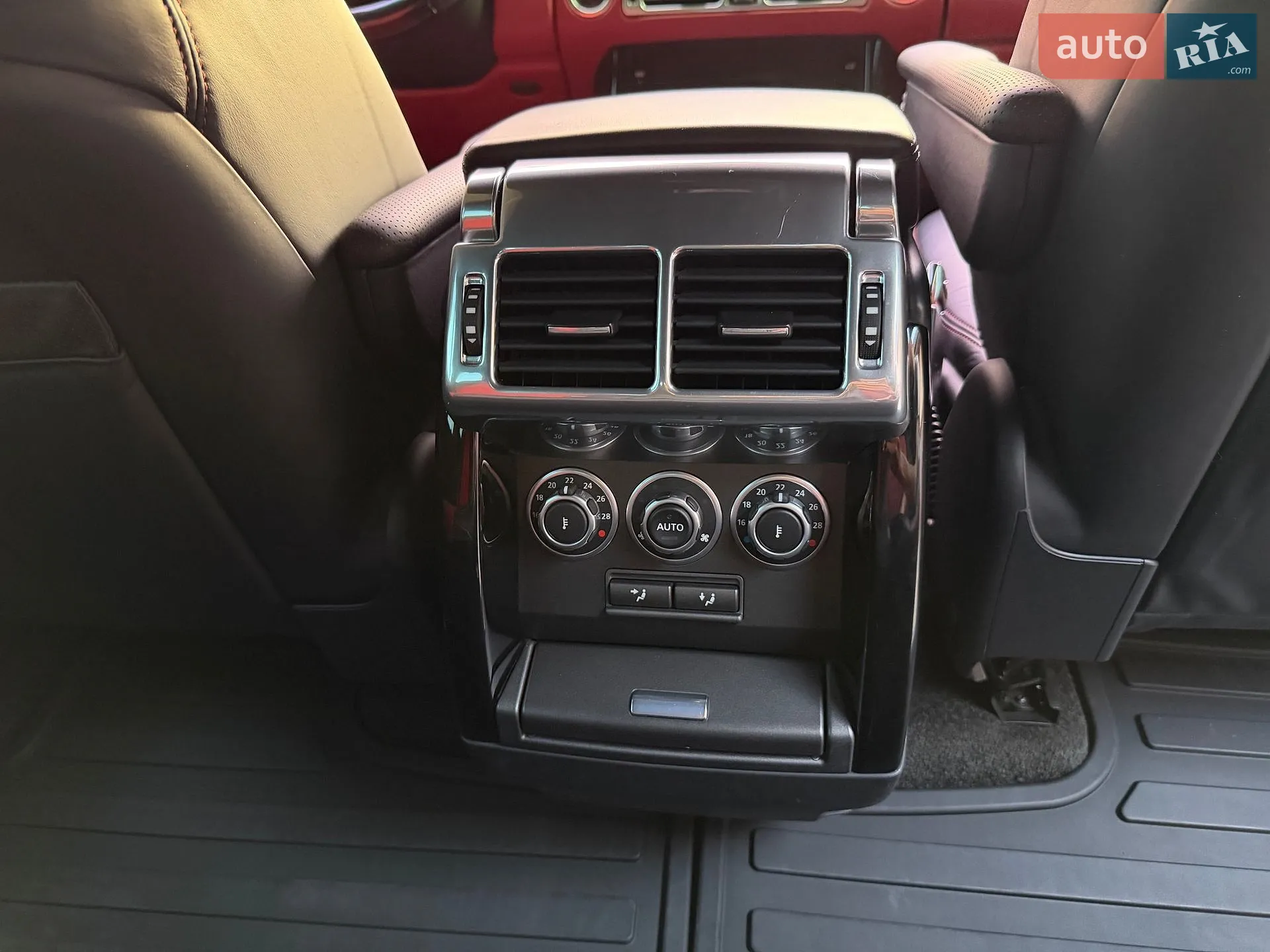 2011 Land Rover Range Rover - мініатюра 59