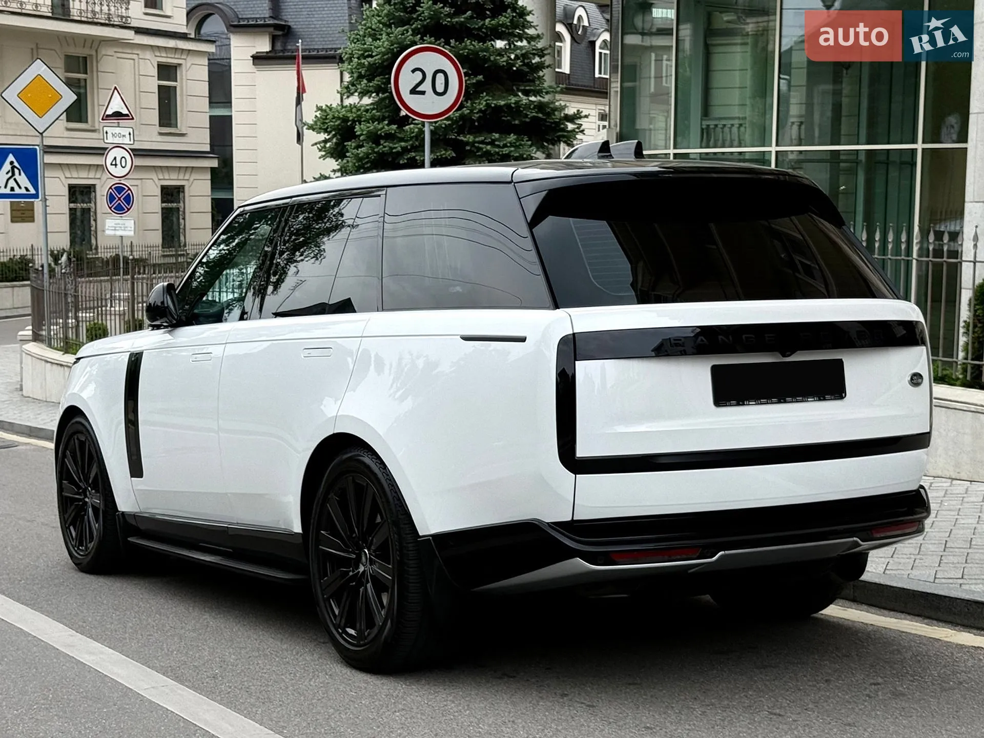 2022 Land Rover Range Rover - мініатюра 3