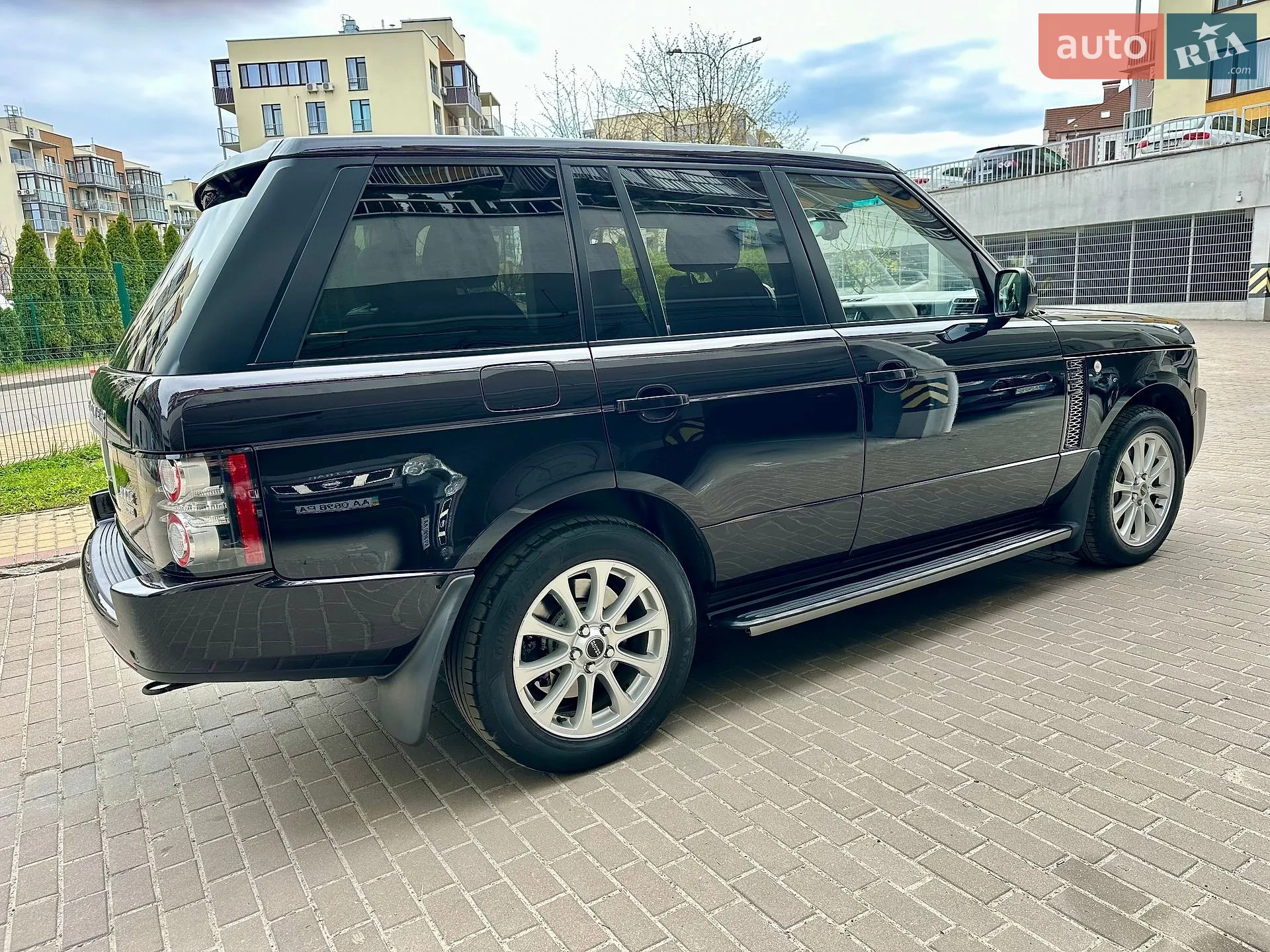 2012 Land Rover Range Rover - мініатюра 21
