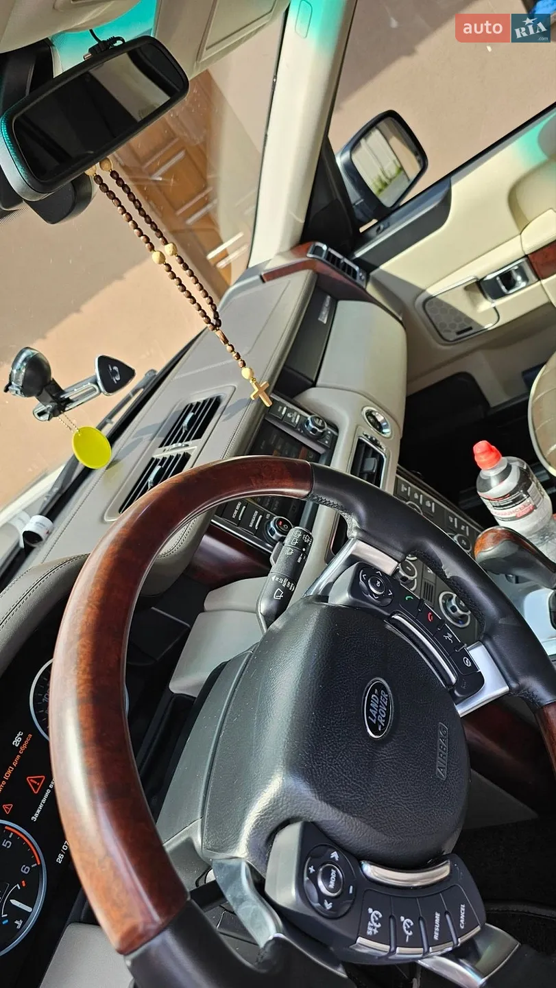 2010 Land Rover Range Rover - мініатюра 25