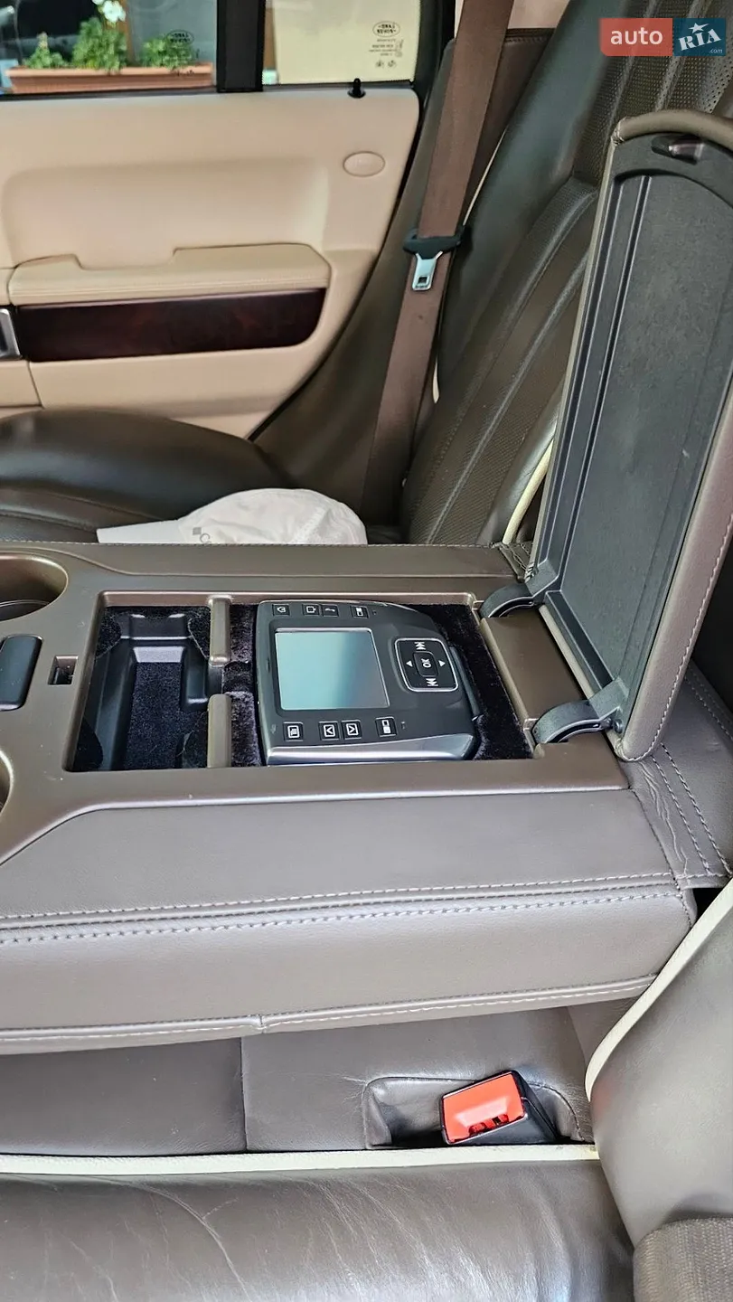 2010 Land Rover Range Rover - мініатюра 29