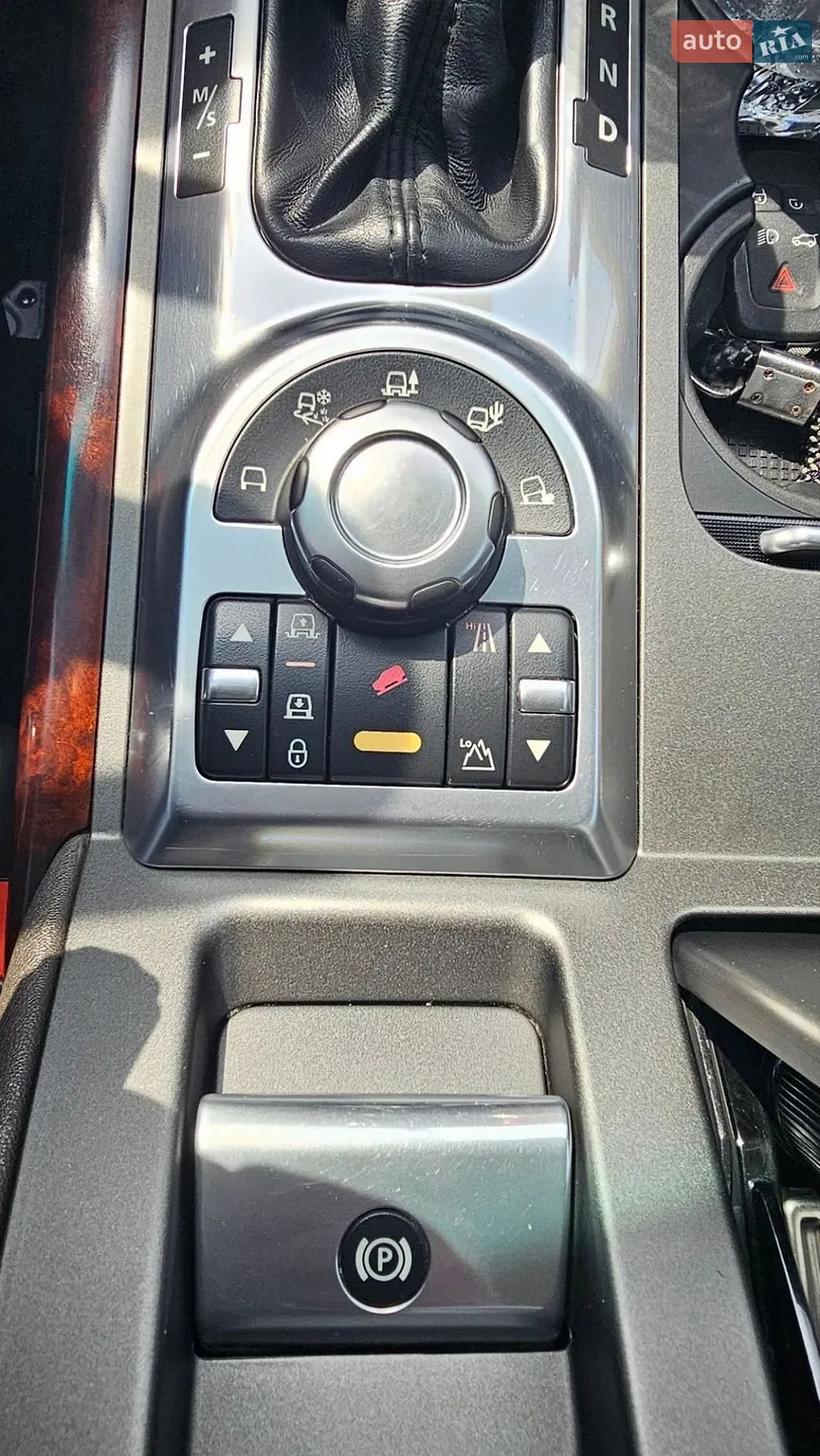 2010 Land Rover Range Rover - мініатюра 101