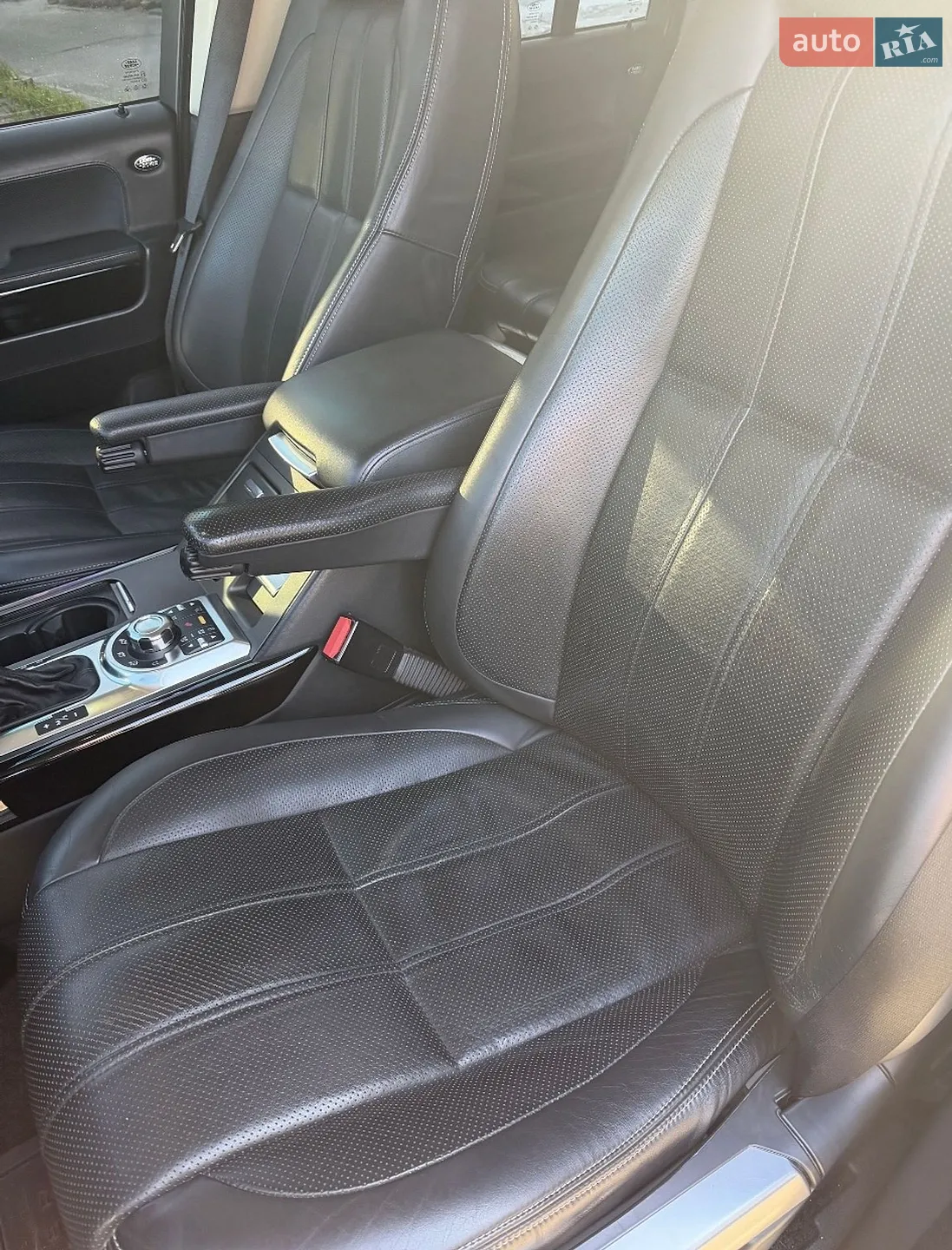 2010 Land Rover Range Rover - мініатюра 11
