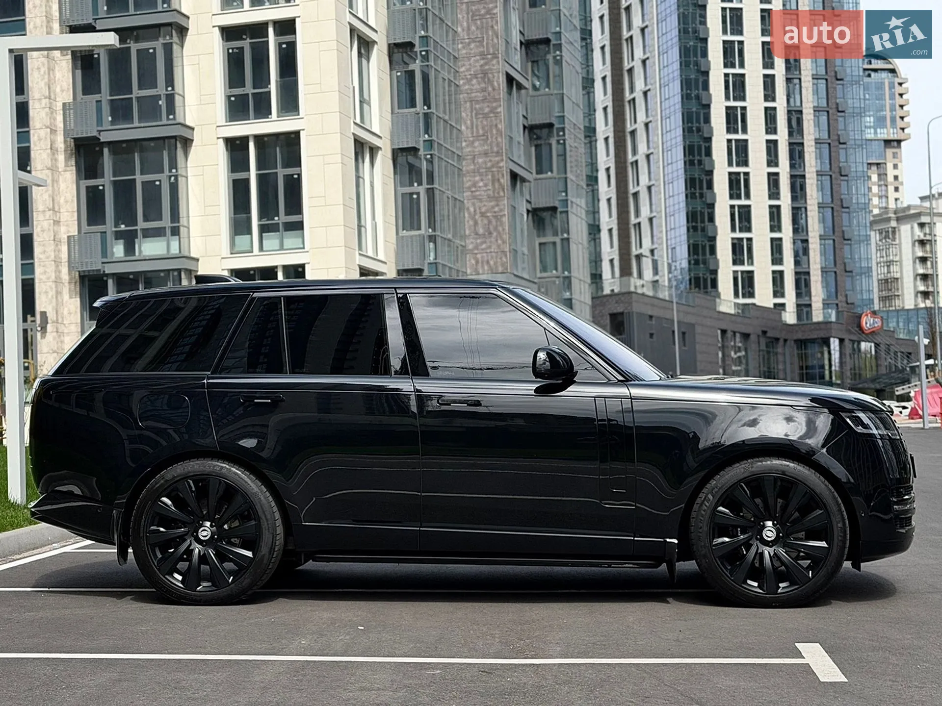 2023 Land Rover Range Rover - мініатюра 17