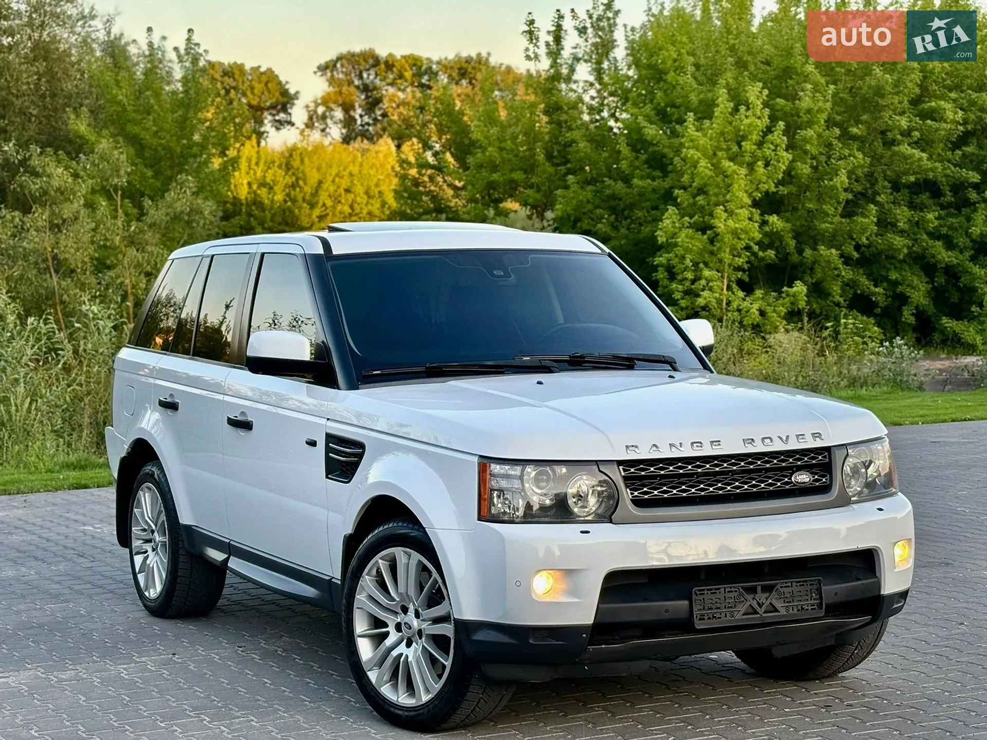 2011 Land Rover Range Rover - мініатюра 2