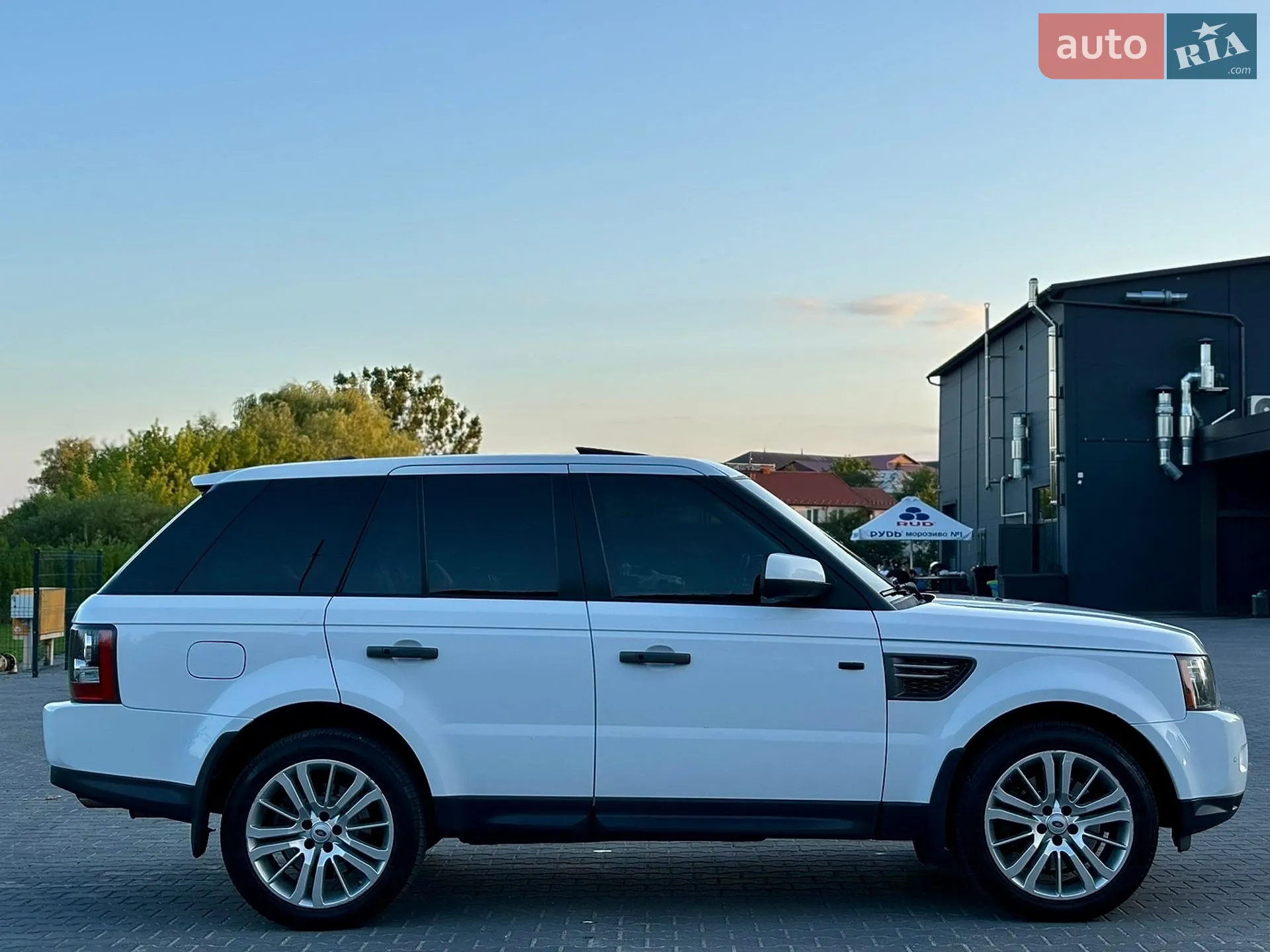 2011 Land Rover Range Rover - мініатюра 7