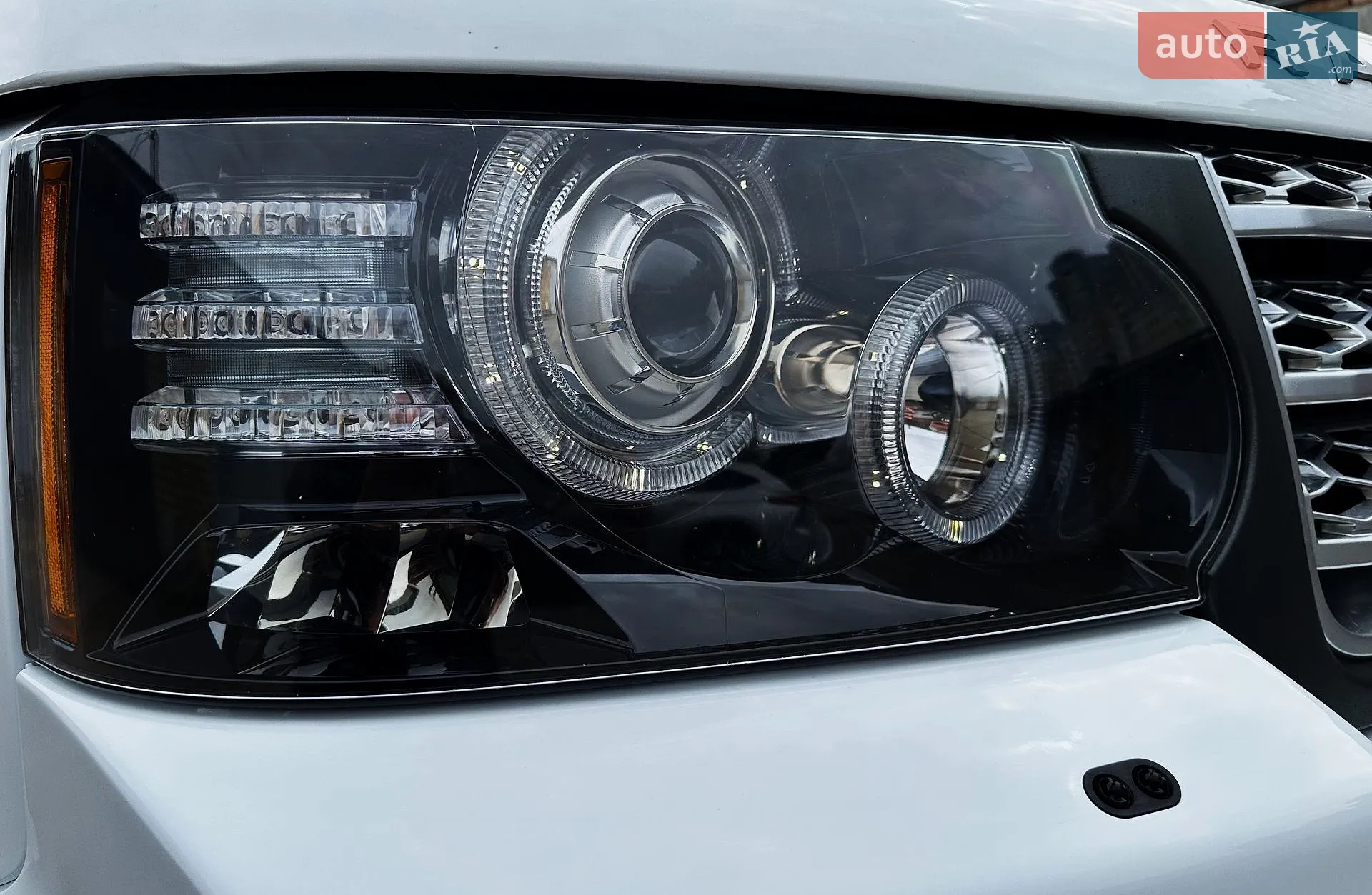 2010 Land Rover Range Rover - мініатюра 19