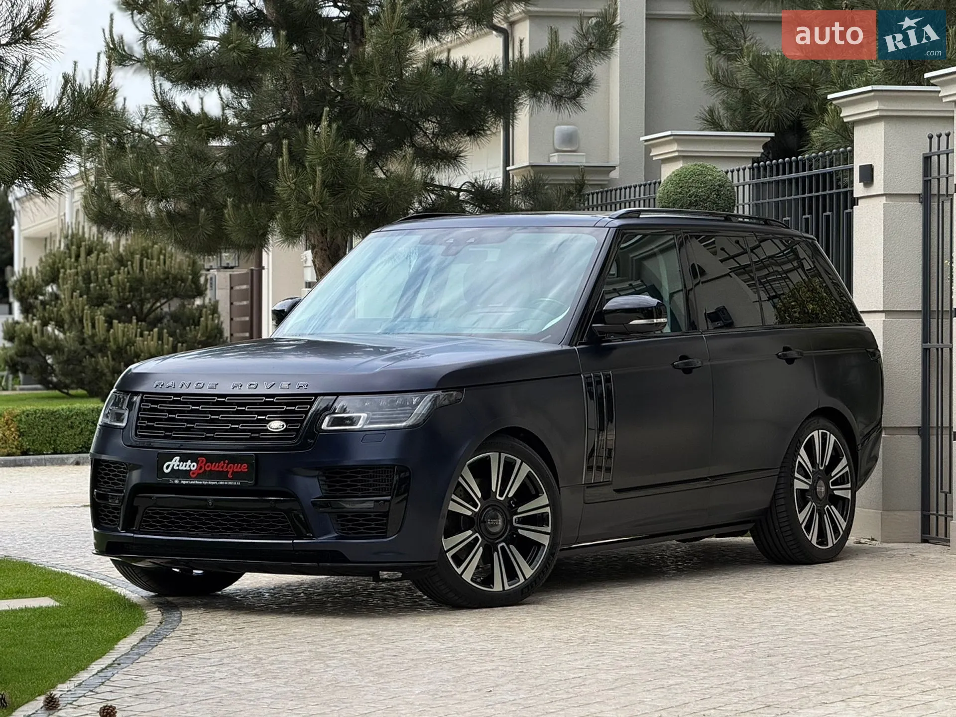 2019 Land Rover Range Rover - мініатюра 25