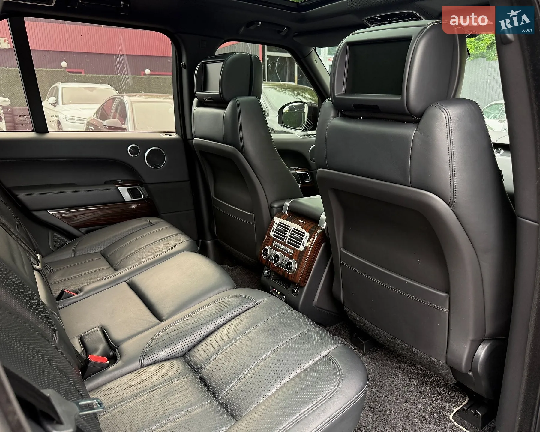 2016 Land Rover Range Rover - мініатюра 21