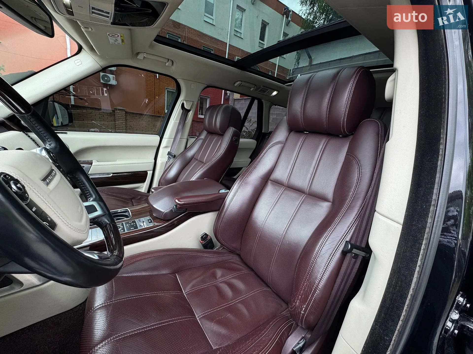 2013 Land Rover Range Rover - мініатюра 26