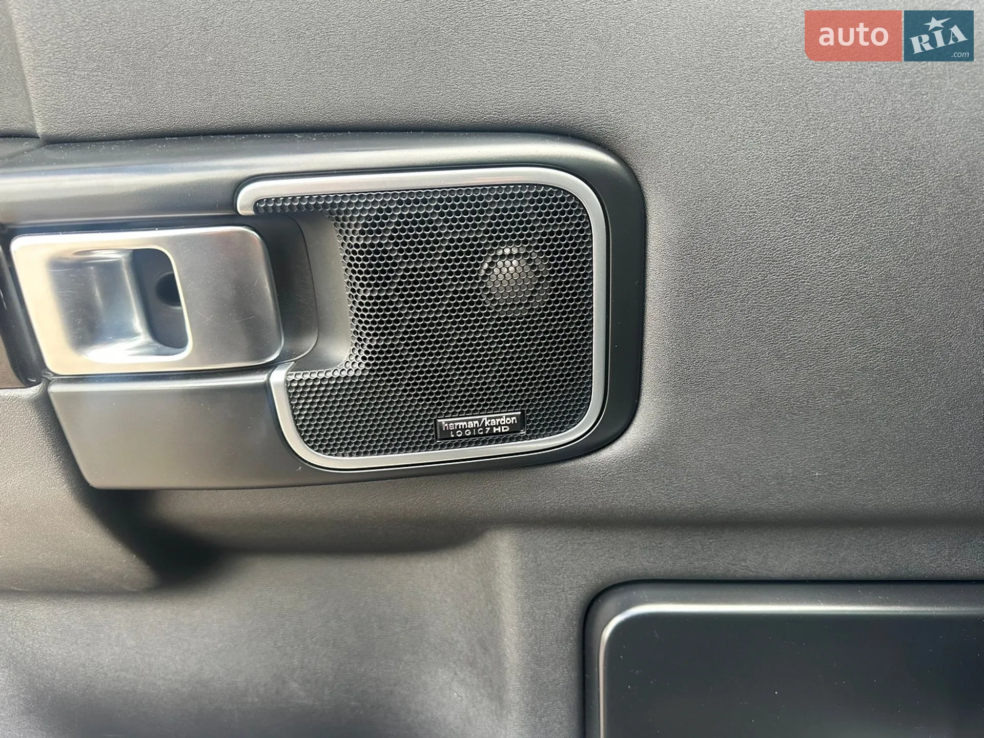 2010 Land Rover Range Rover - мініатюра 23