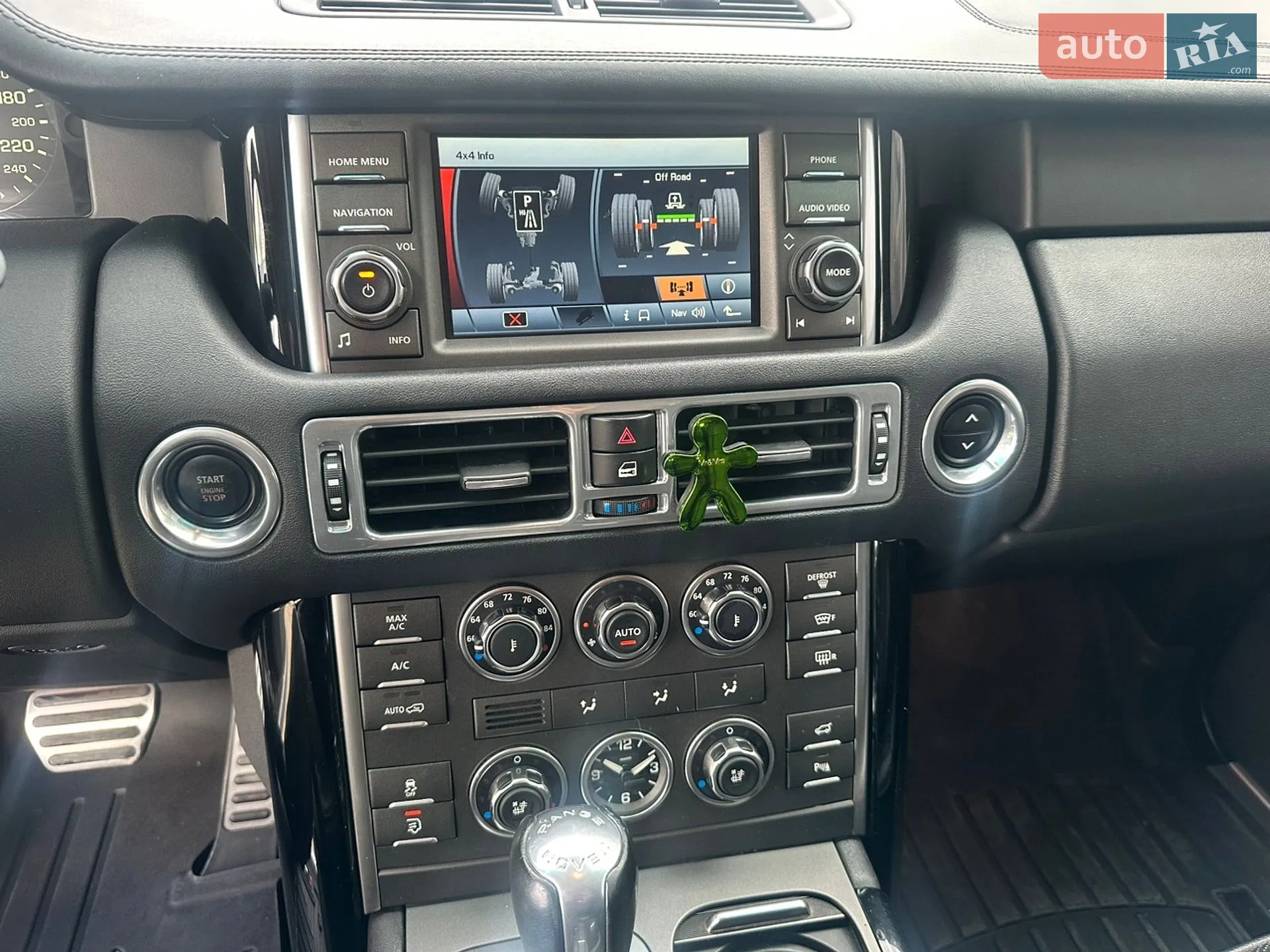 2010 Land Rover Range Rover - мініатюра 27