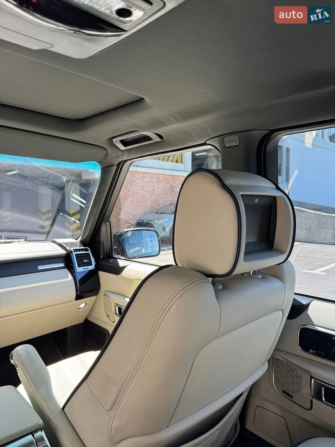 2010 Land Rover Range Rover - мініатюра 14