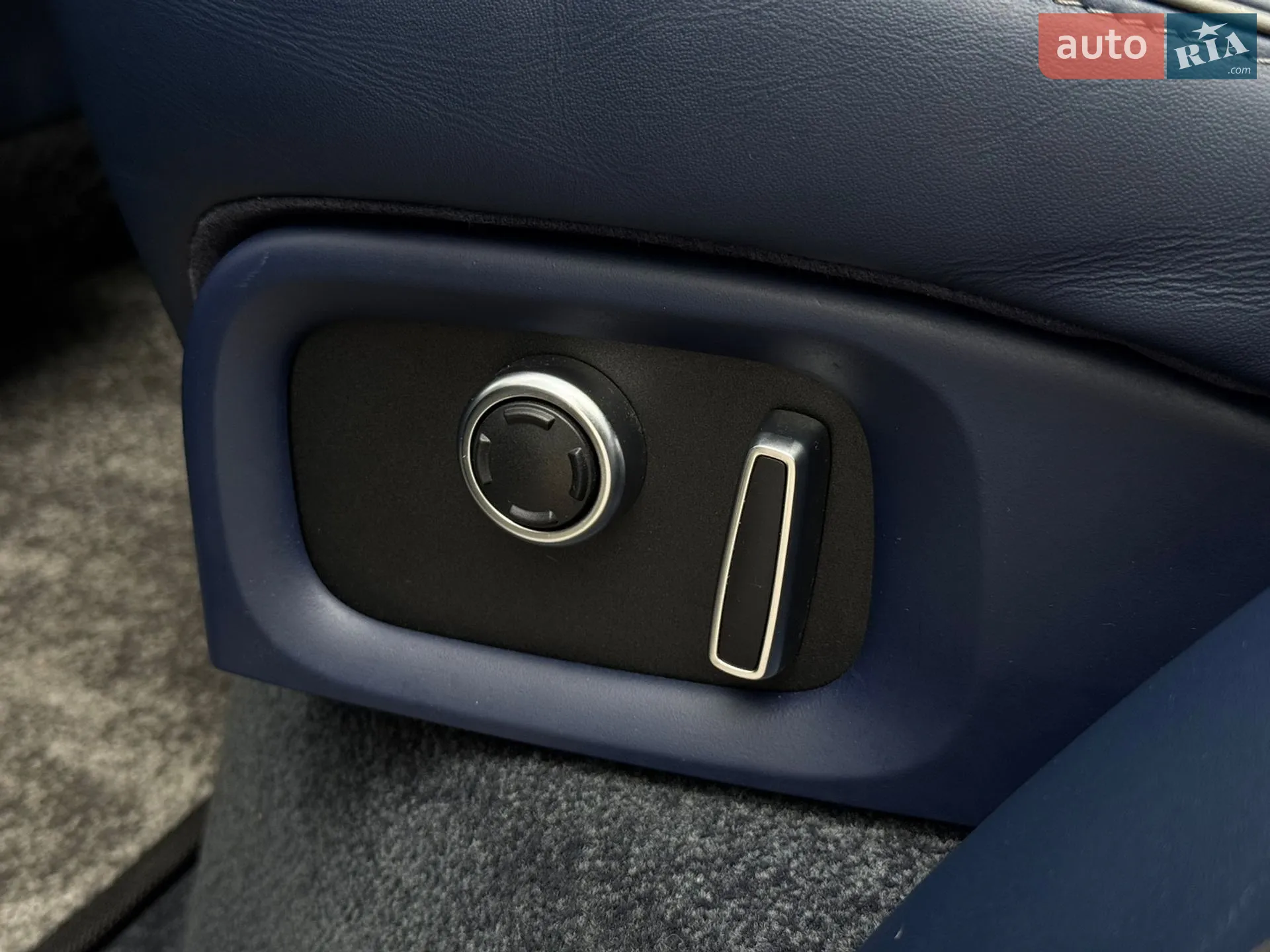 2015 Land Rover Range Rover - мініатюра 16
