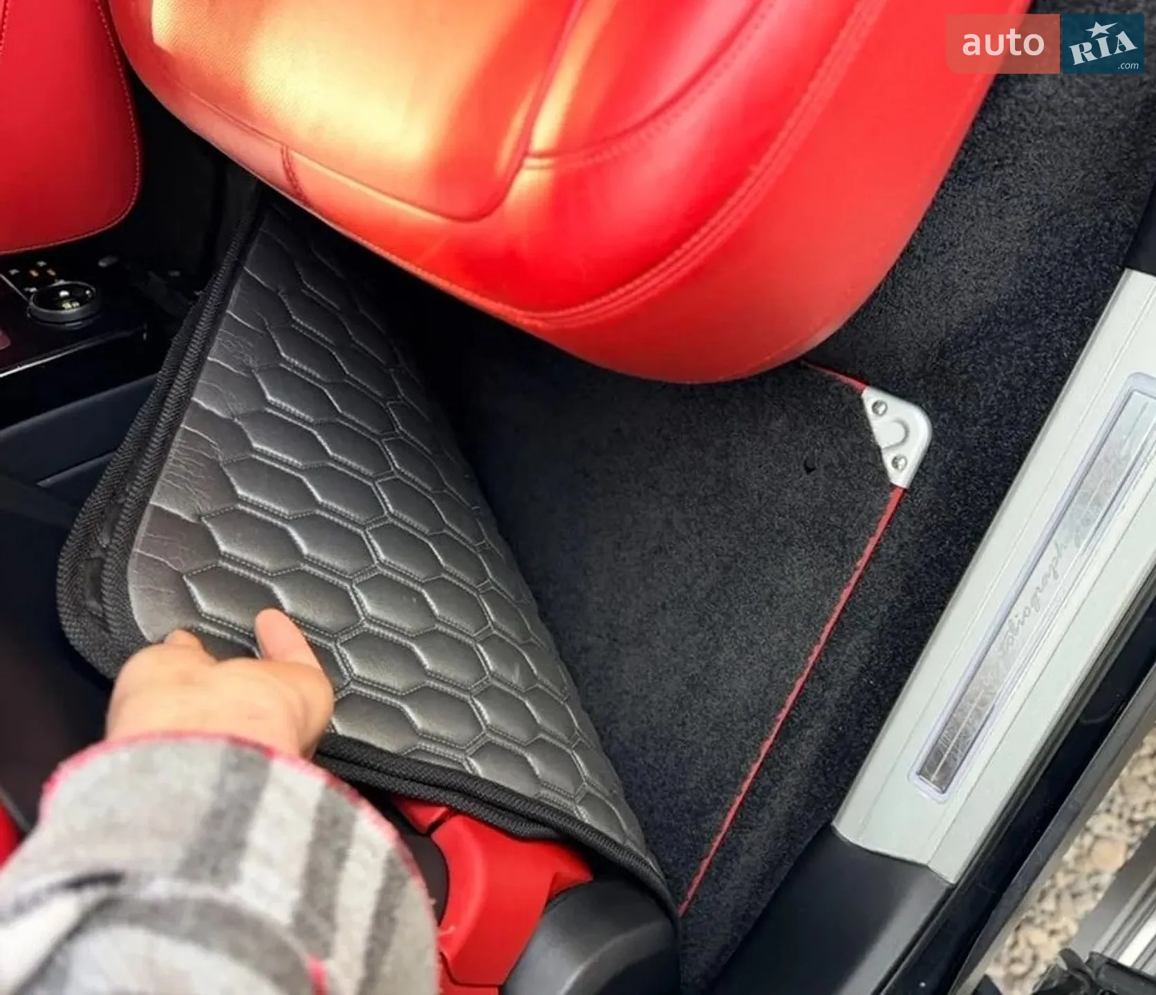 2020 Land Rover Range Rover - мініатюра 29