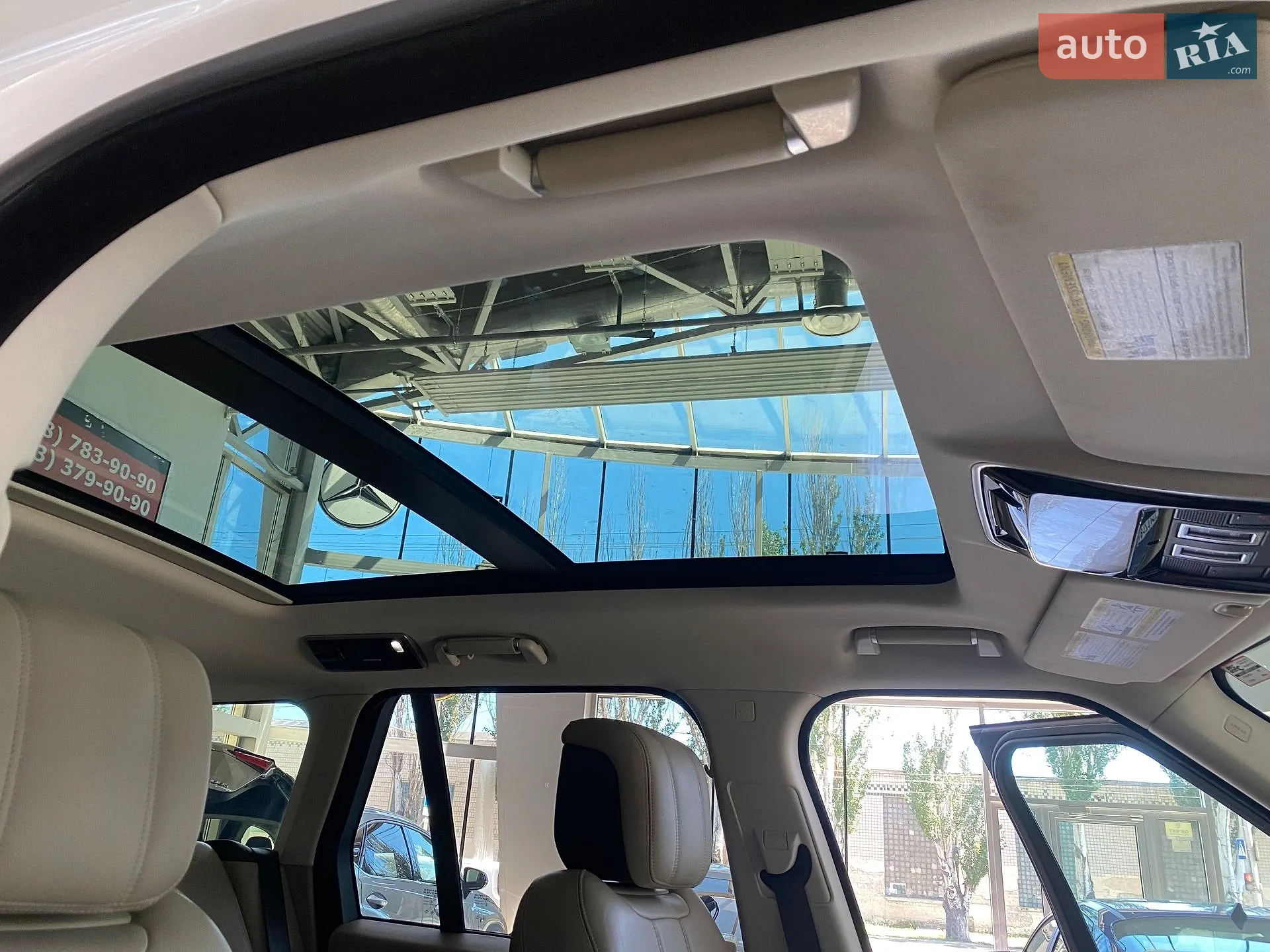 2018 Land Rover Range Rover - мініатюра 40