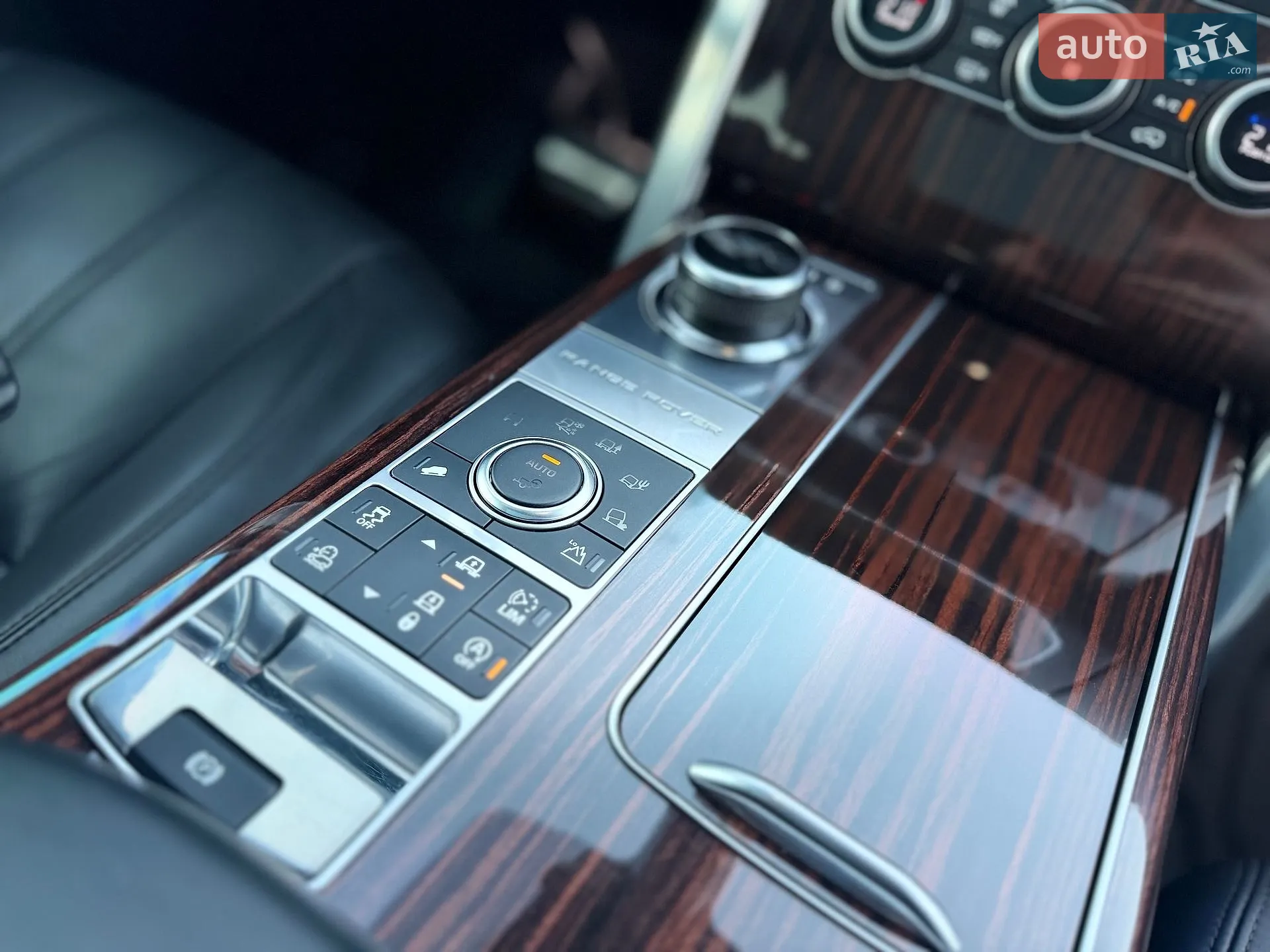 2016 Land Rover Range Rover - мініатюра 30
