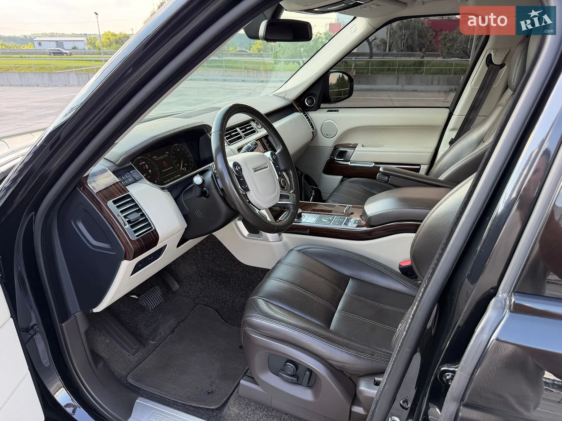 2015 Land Rover Range Rover - мініатюра 14