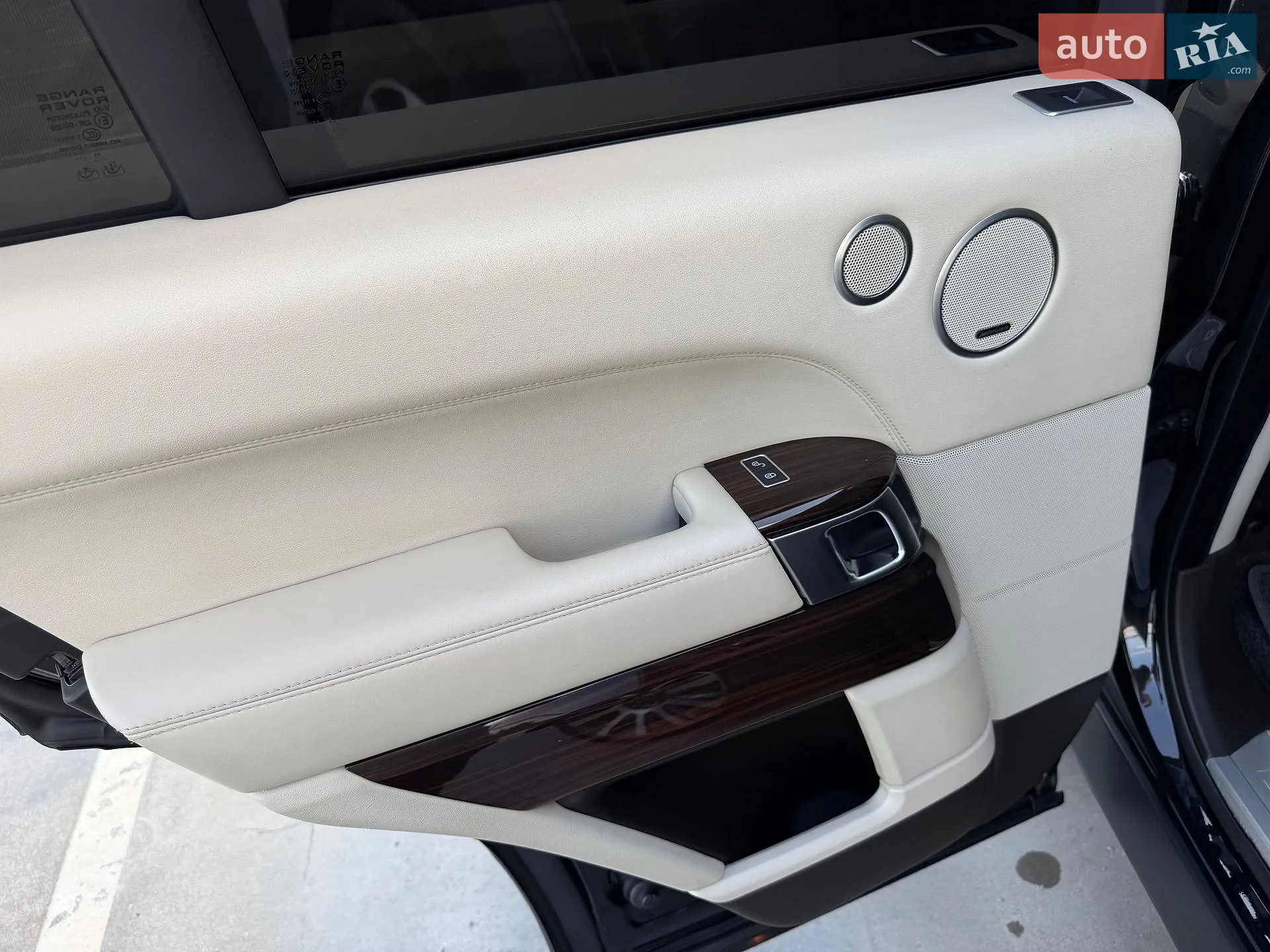 2015 Land Rover Range Rover - мініатюра 19