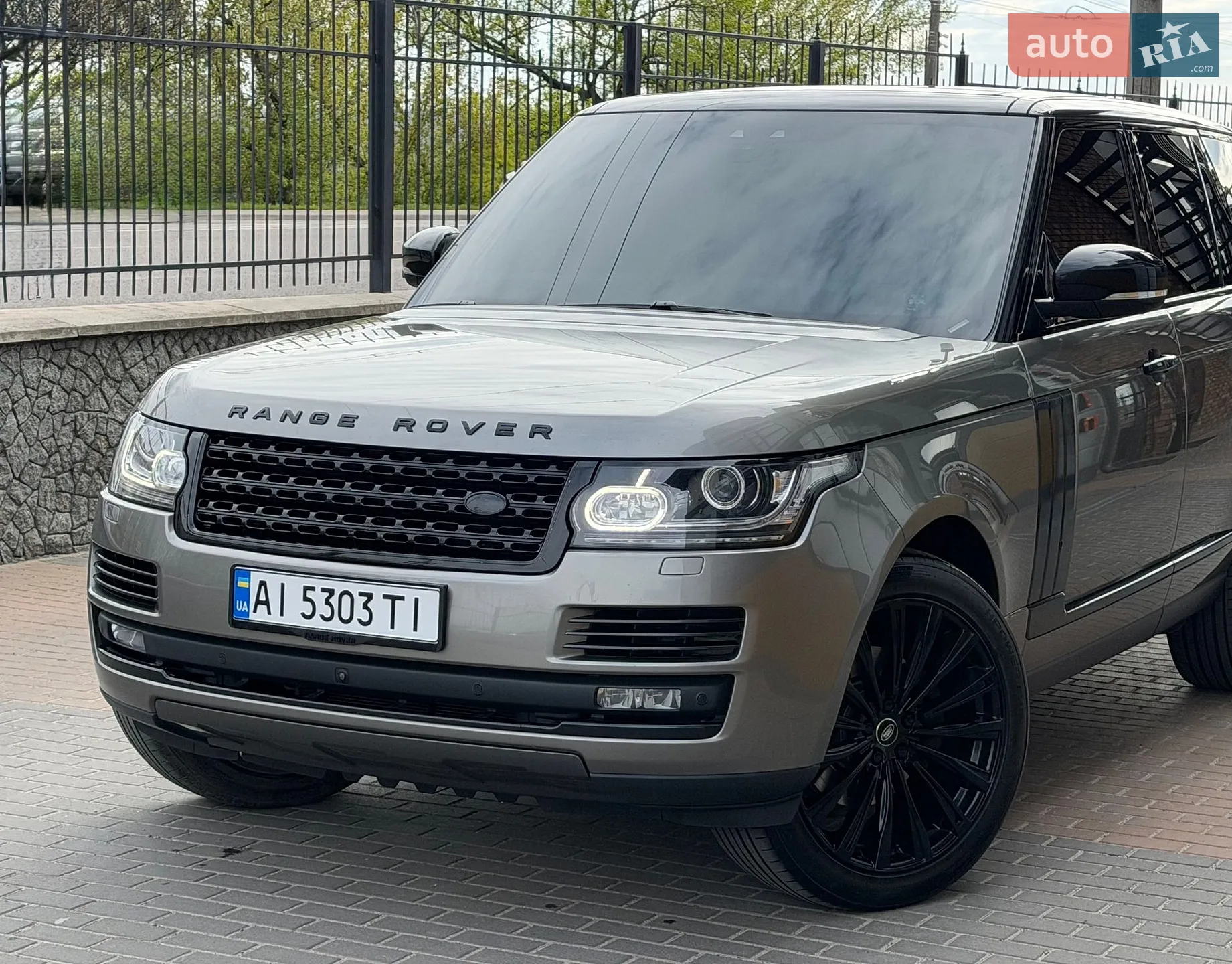 2017 Land Rover Range Rover - мініатюра 17