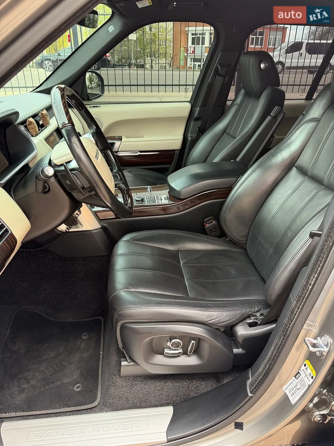 2017 Land Rover Range Rover - мініатюра 37
