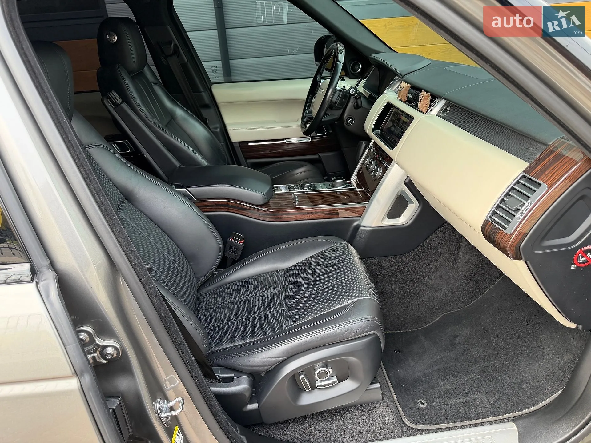 2017 Land Rover Range Rover - мініатюра 45