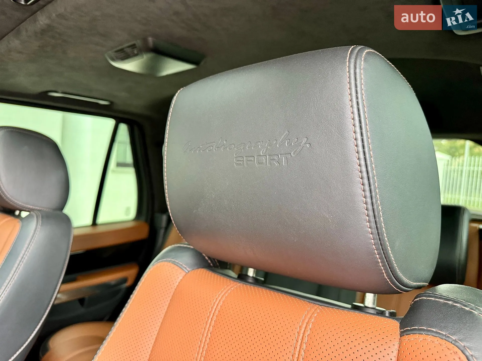 2011 Land Rover Range Rover - мініатюра 33