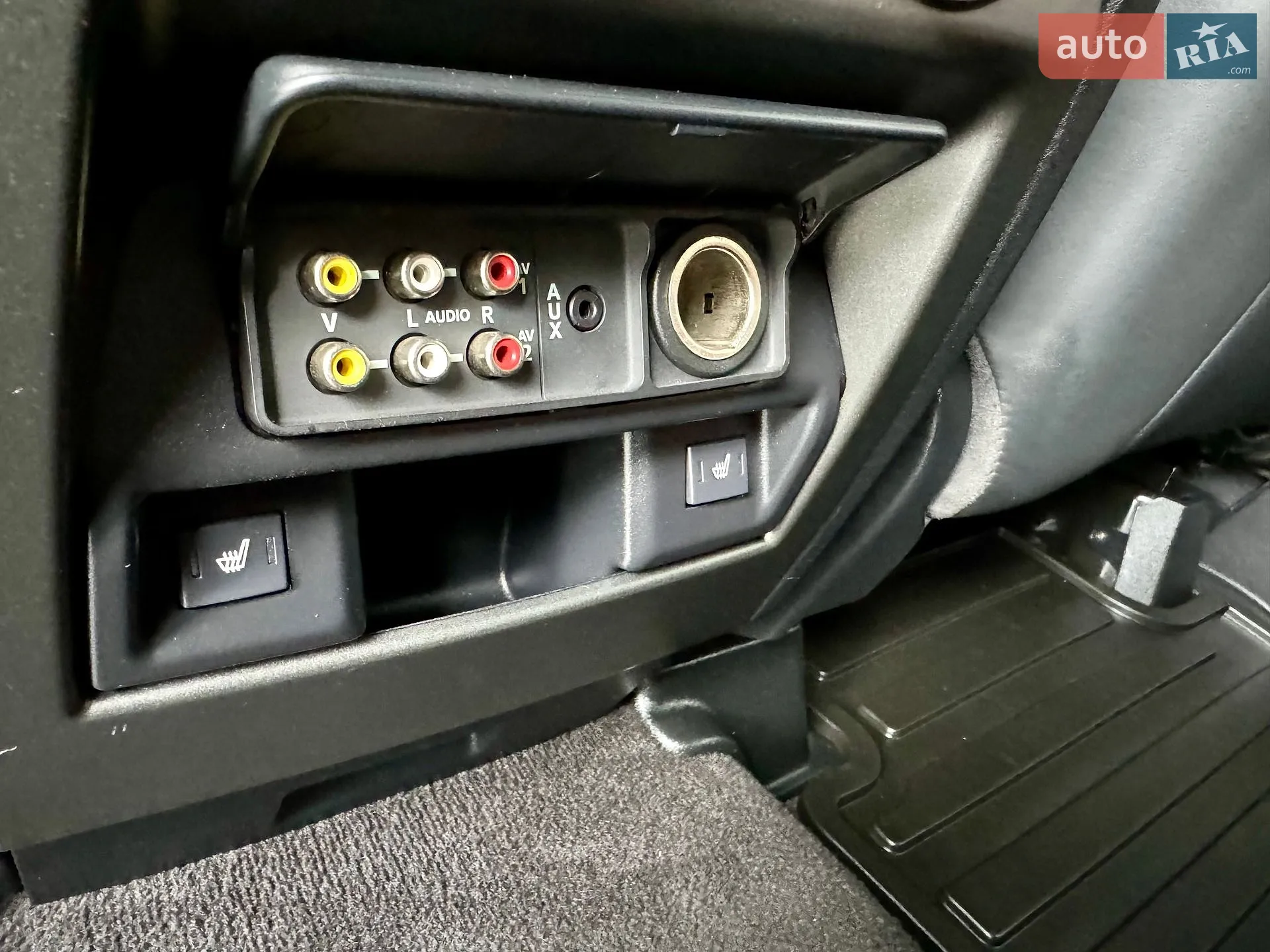 2011 Land Rover Range Rover - мініатюра 38