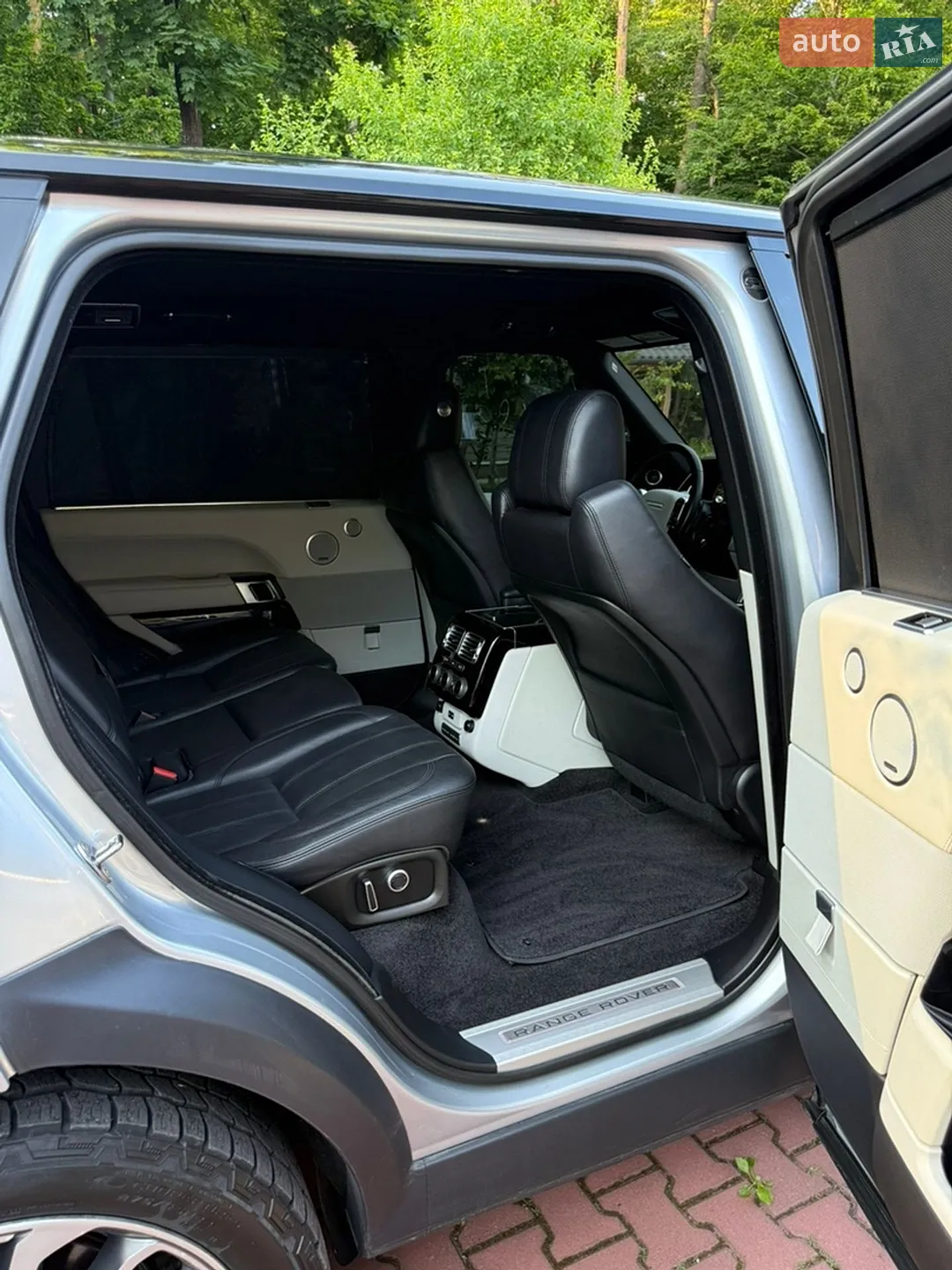 2016 Land Rover Range Rover - мініатюра 27