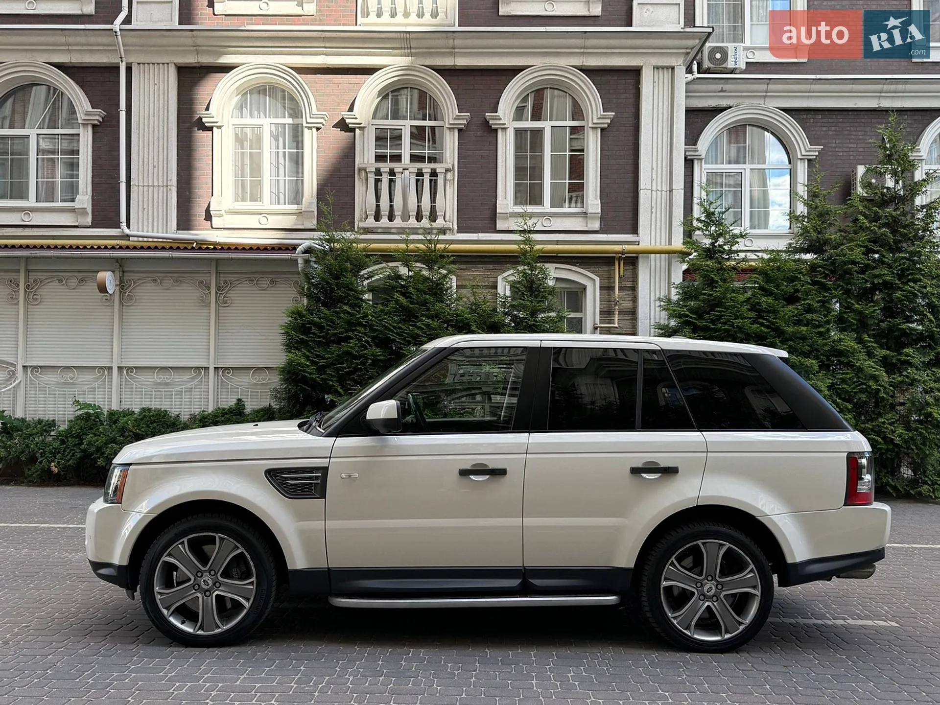 2010 Land Rover Range Rover - мініатюра 7