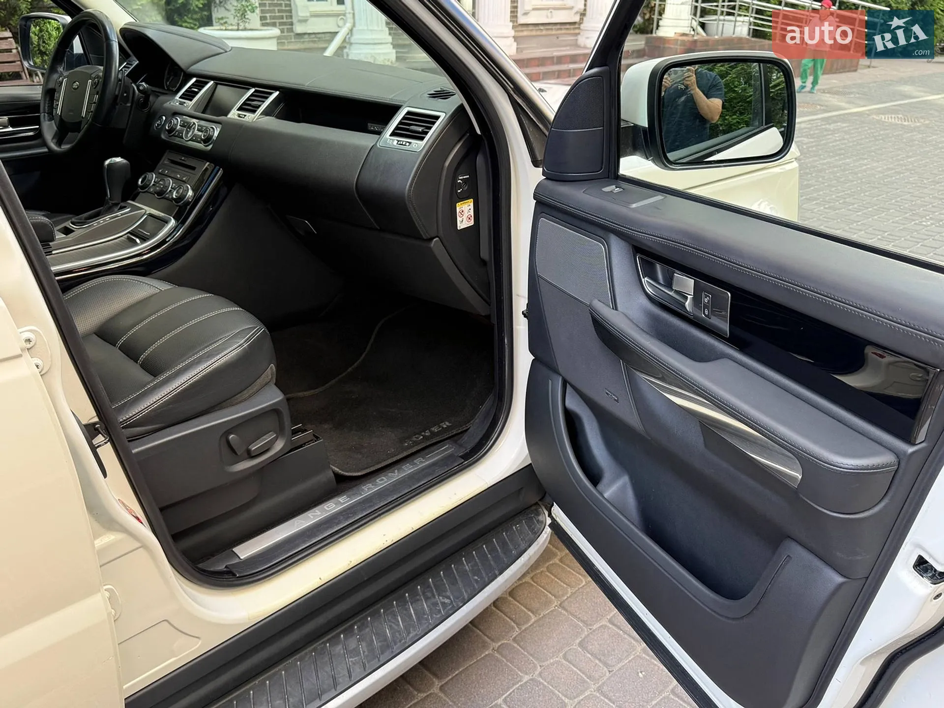 2010 Land Rover Range Rover - мініатюра 22