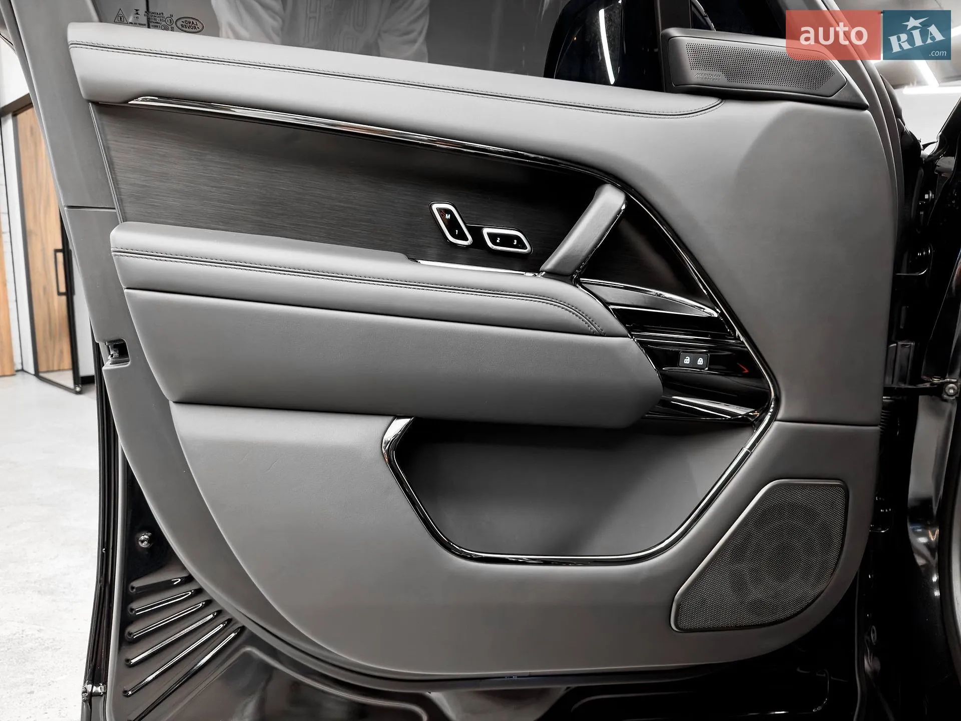 2024 Land Rover Range Rover - мініатюра 19